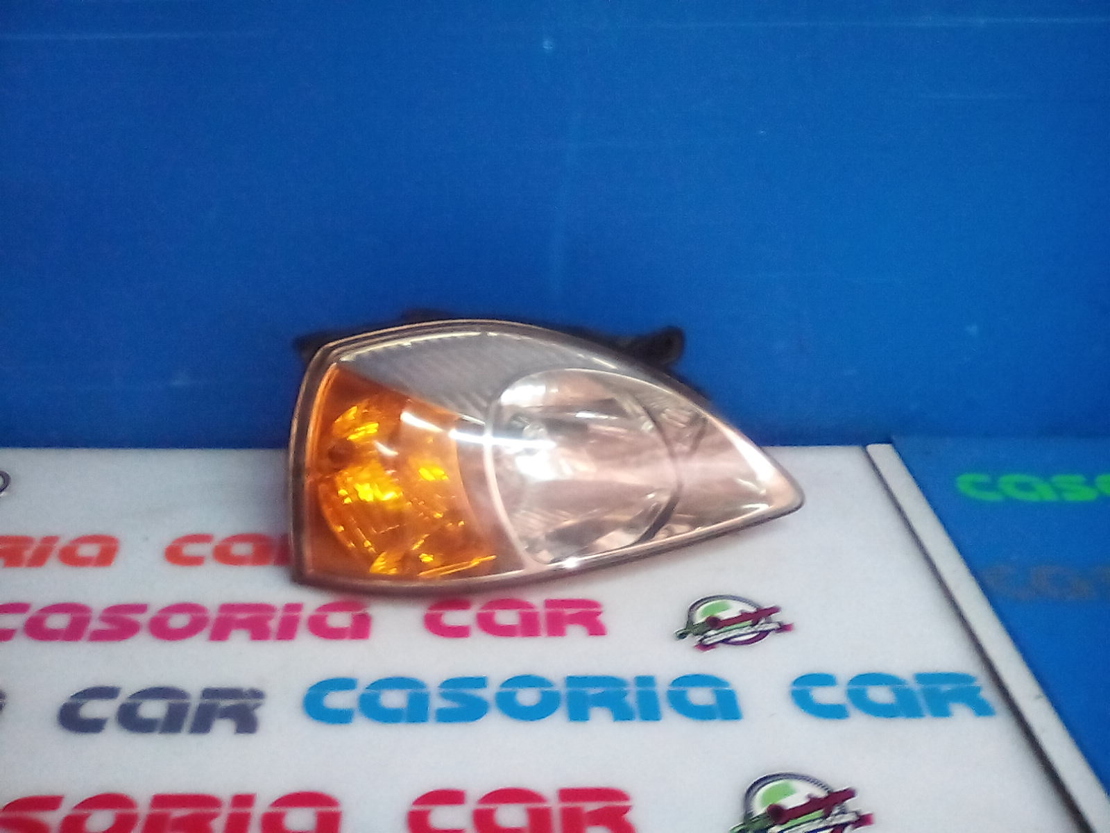 Proiettore Destro 92102FD010 Usato