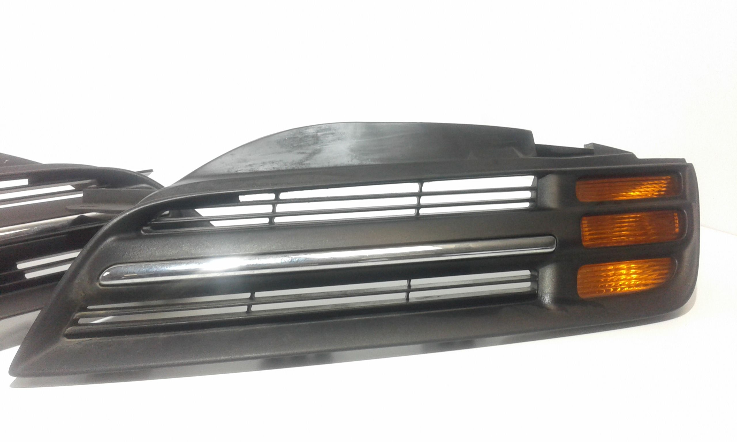 Griglia Paraurti Ant. 62254BC600 Usato