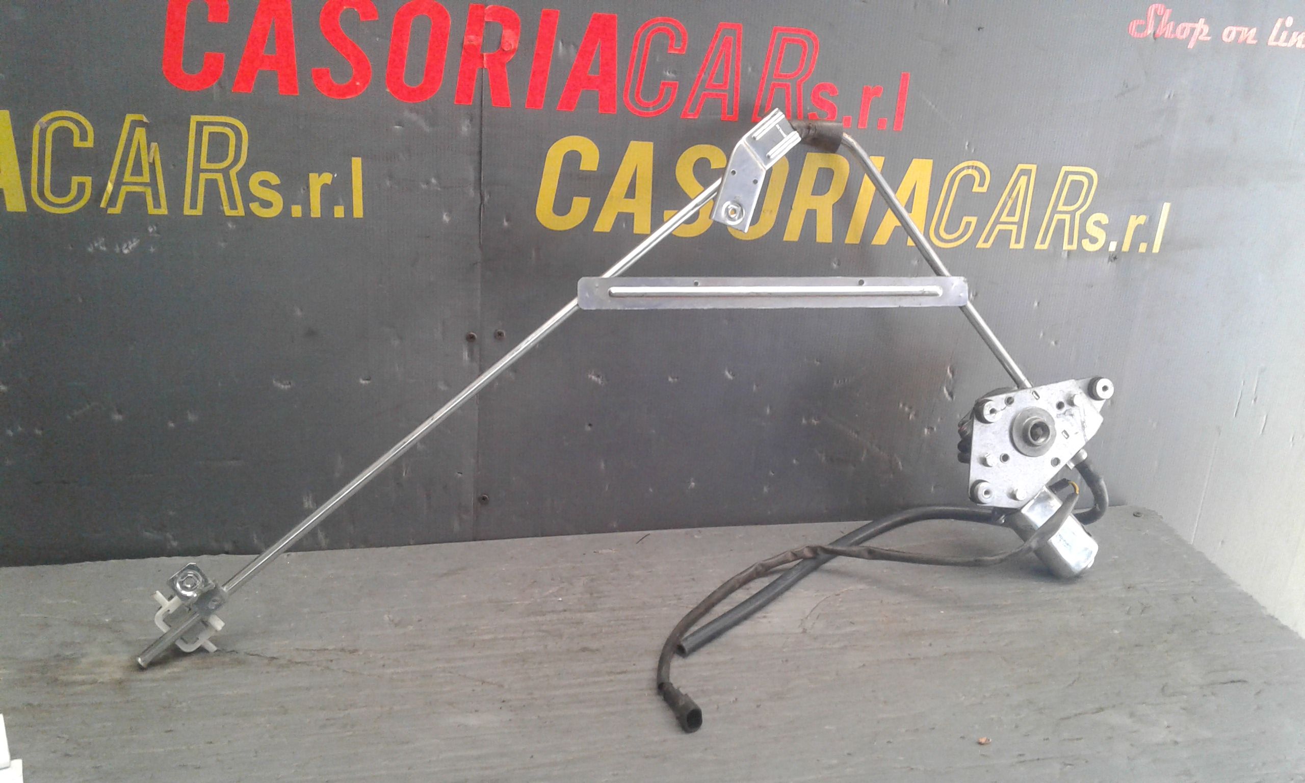 Alzacristallo Porta Ant. Destro Usato