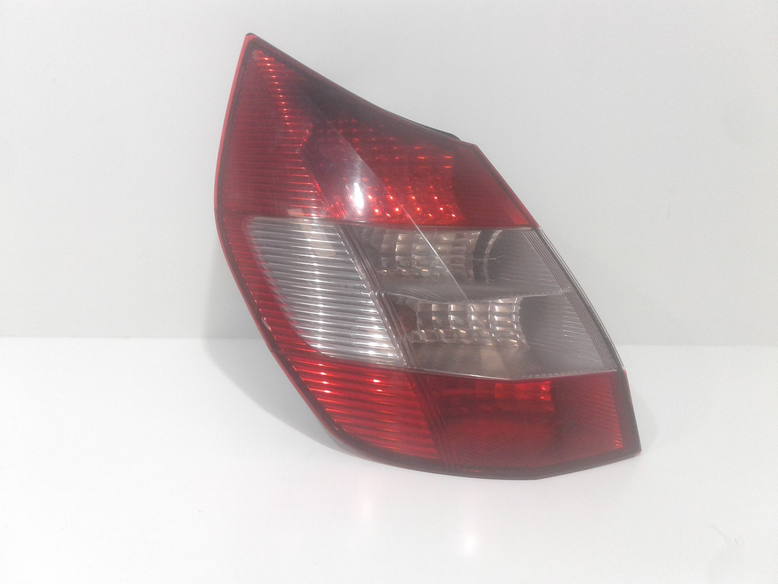 Fanale Post. Sinistro 8200127704 Usato