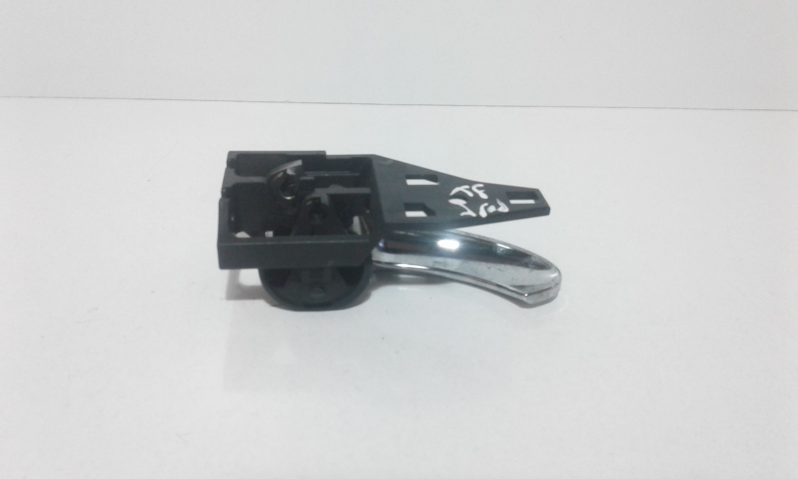 Maniglia Int. Apertura Porta Post. Sinistro 6920633100B0 Usato