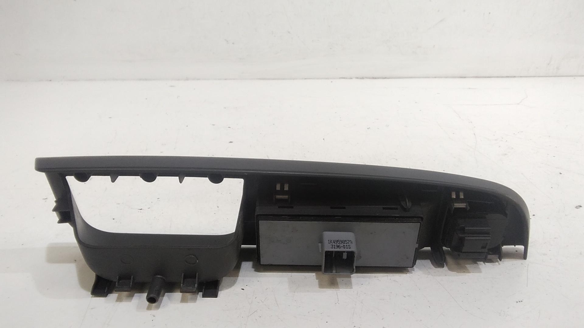 Interruttore Alzacristalli Porta Ant. Sinistro Usato