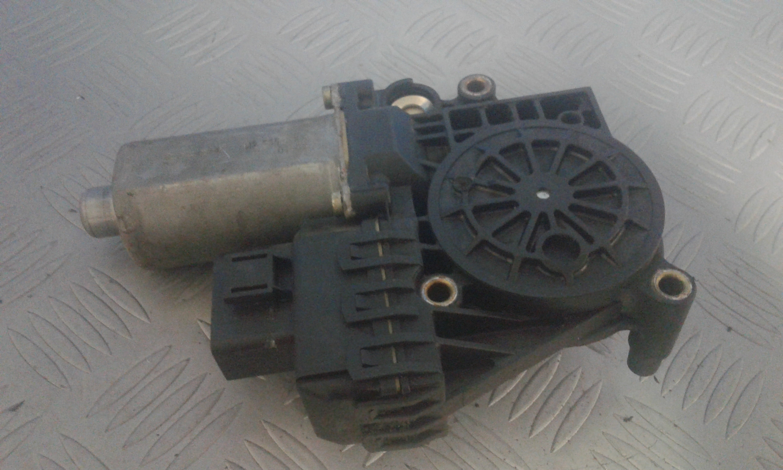 Motorino Alzacristallo Porta Ant. Sinistro 4B0959801E Usato