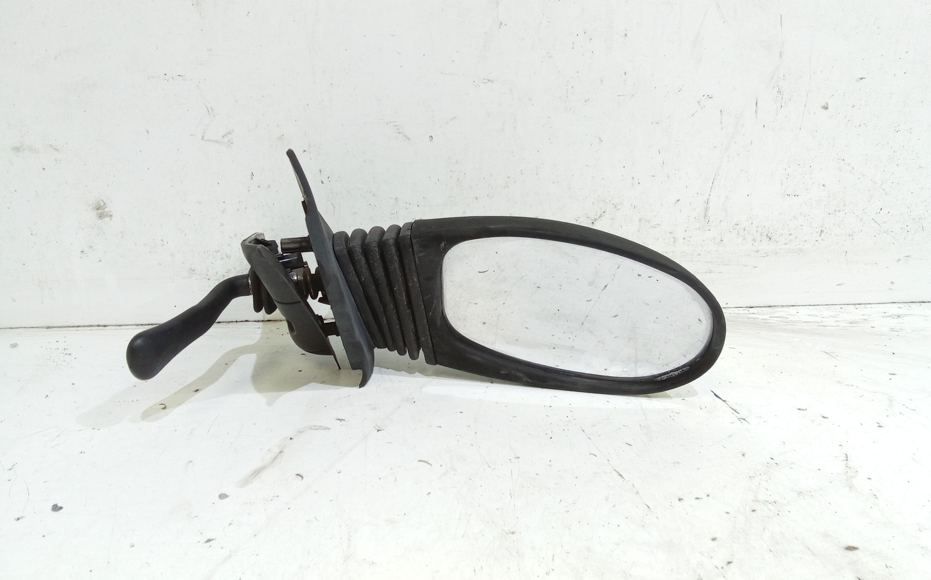 Retrovisore Est. Destro 735250511 Usato