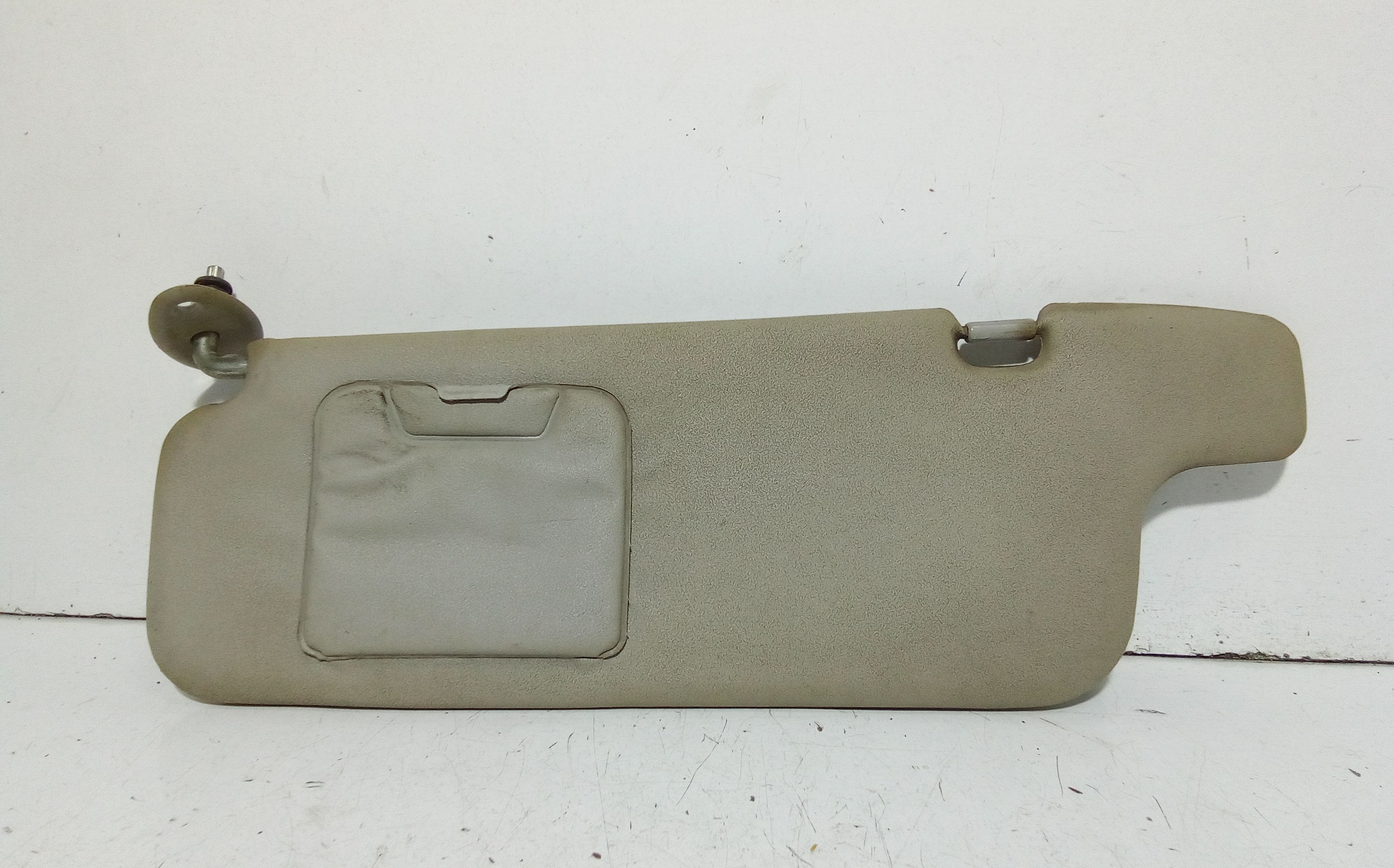 Aletta Parasole Parabrezza Sinistro 7432052311B0 Usato