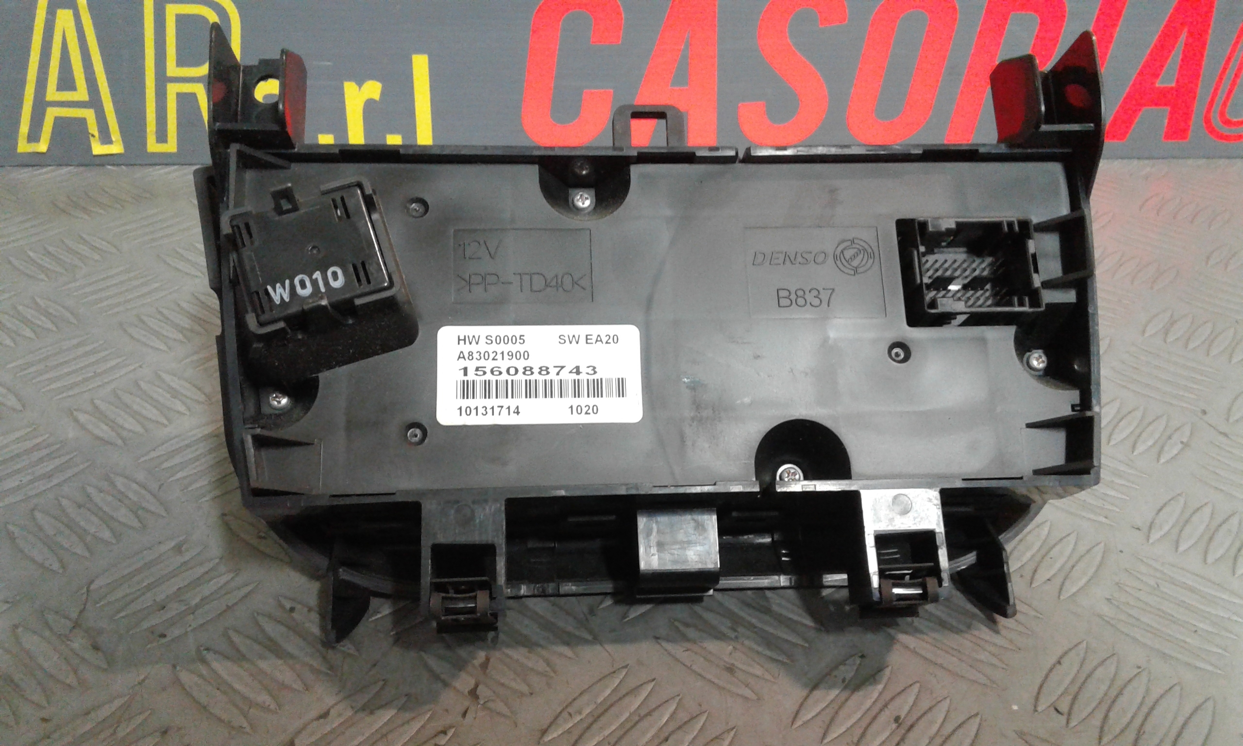 Blocco Comando Climatizzazione 156088743 Usato