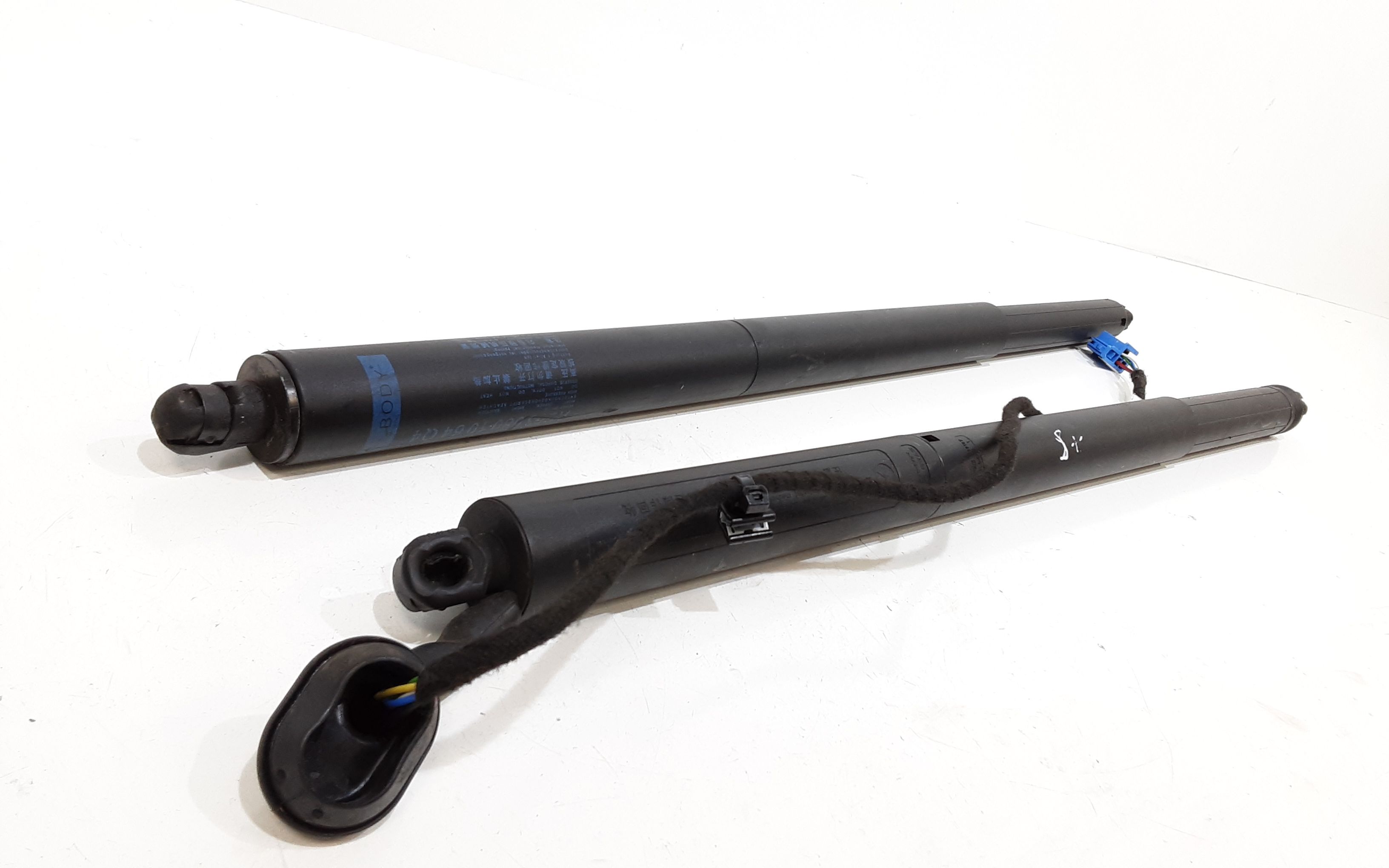 Cerniera Cofano Post. Destro Usato