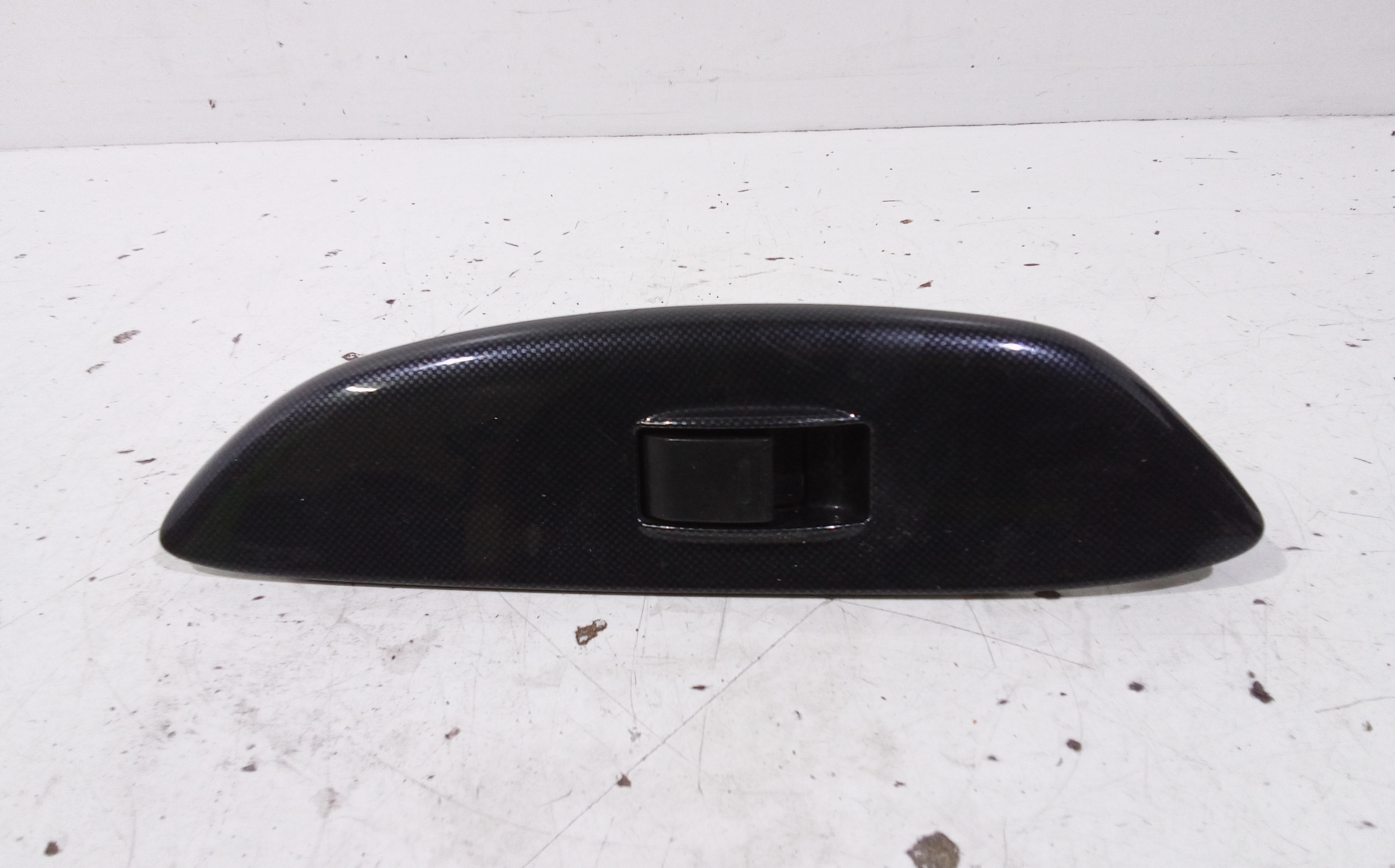 Interruttore Alzacristalli Porta Ant. Destro 848100D010 Usato