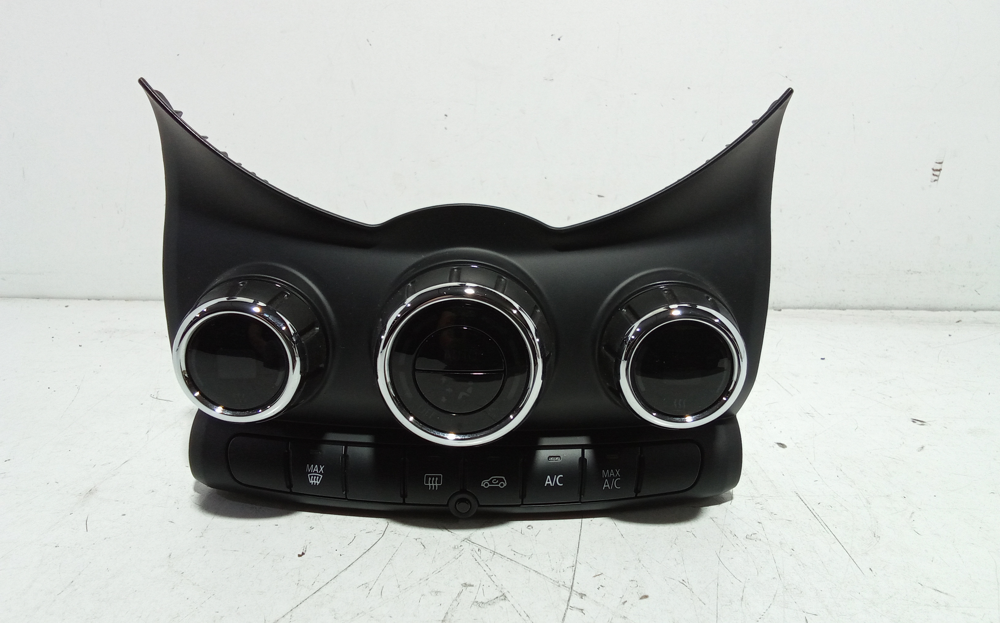 Blocco Comando Climatizzazione 61319334600 Usato