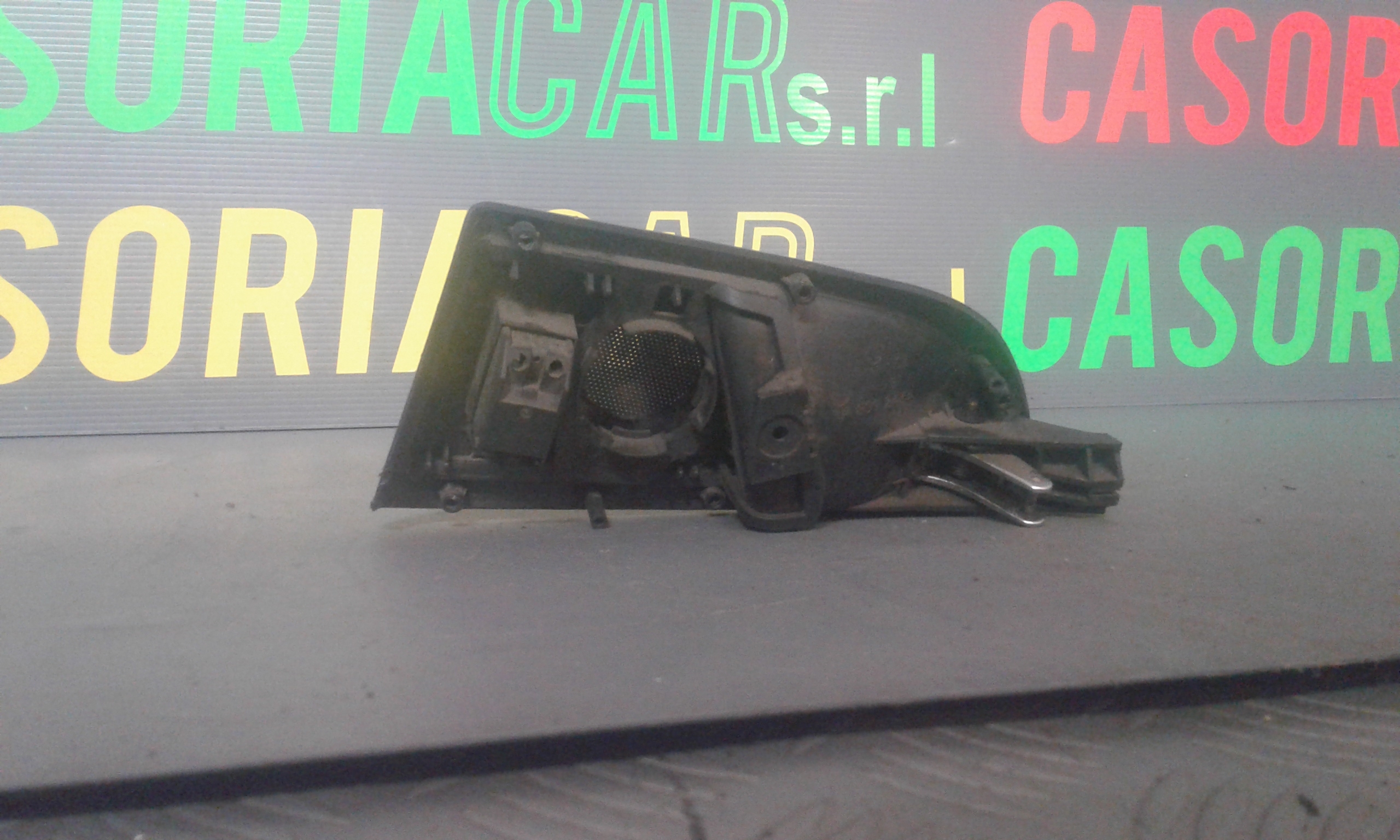 Maniglia Int. Apertura Porta Post. Sinistro 1U4839221AJNW Usato