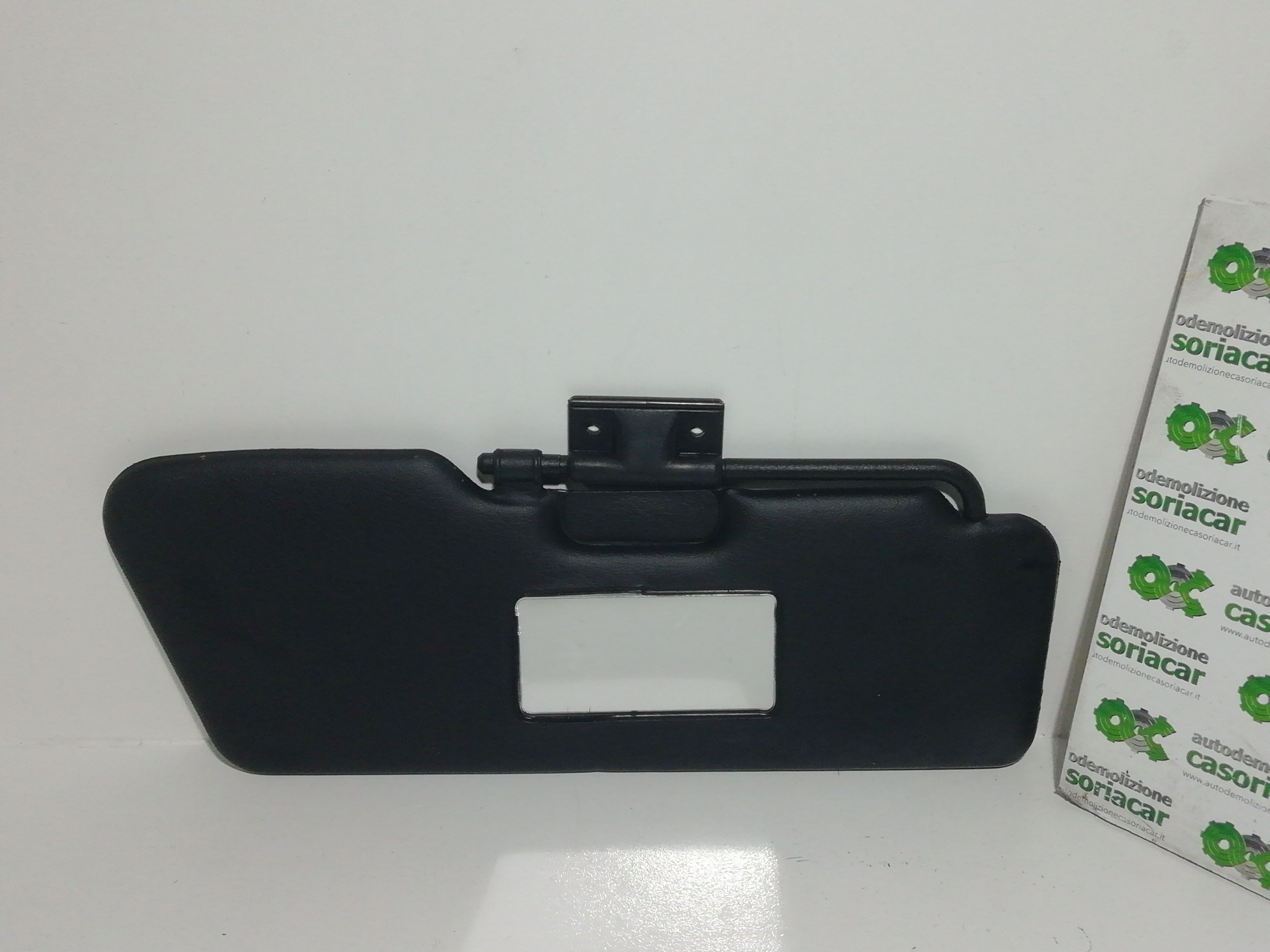 Aletta Parasole Parabrezza Destro 714656080 Usato