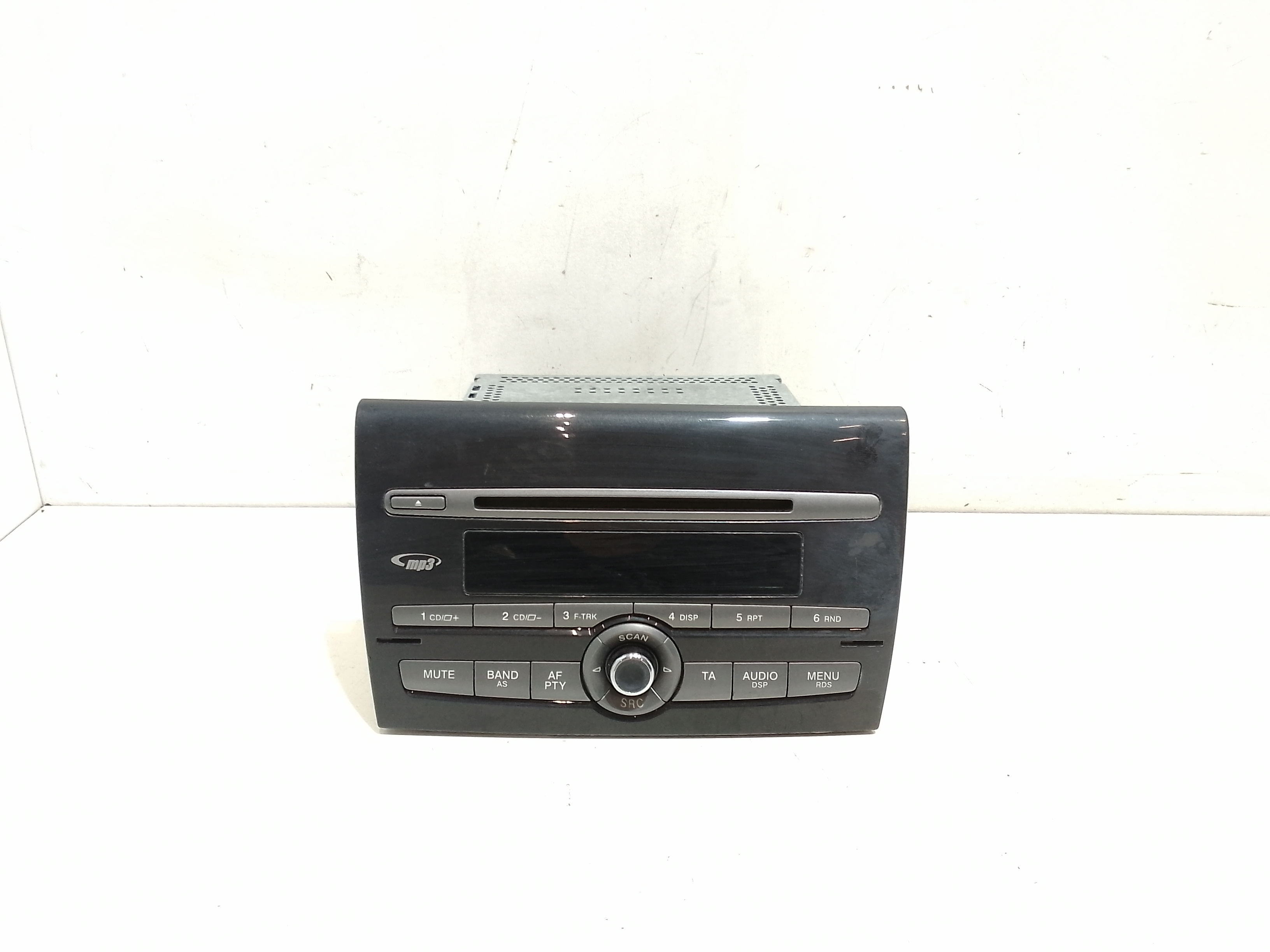 Autoradio 735543404 Usato