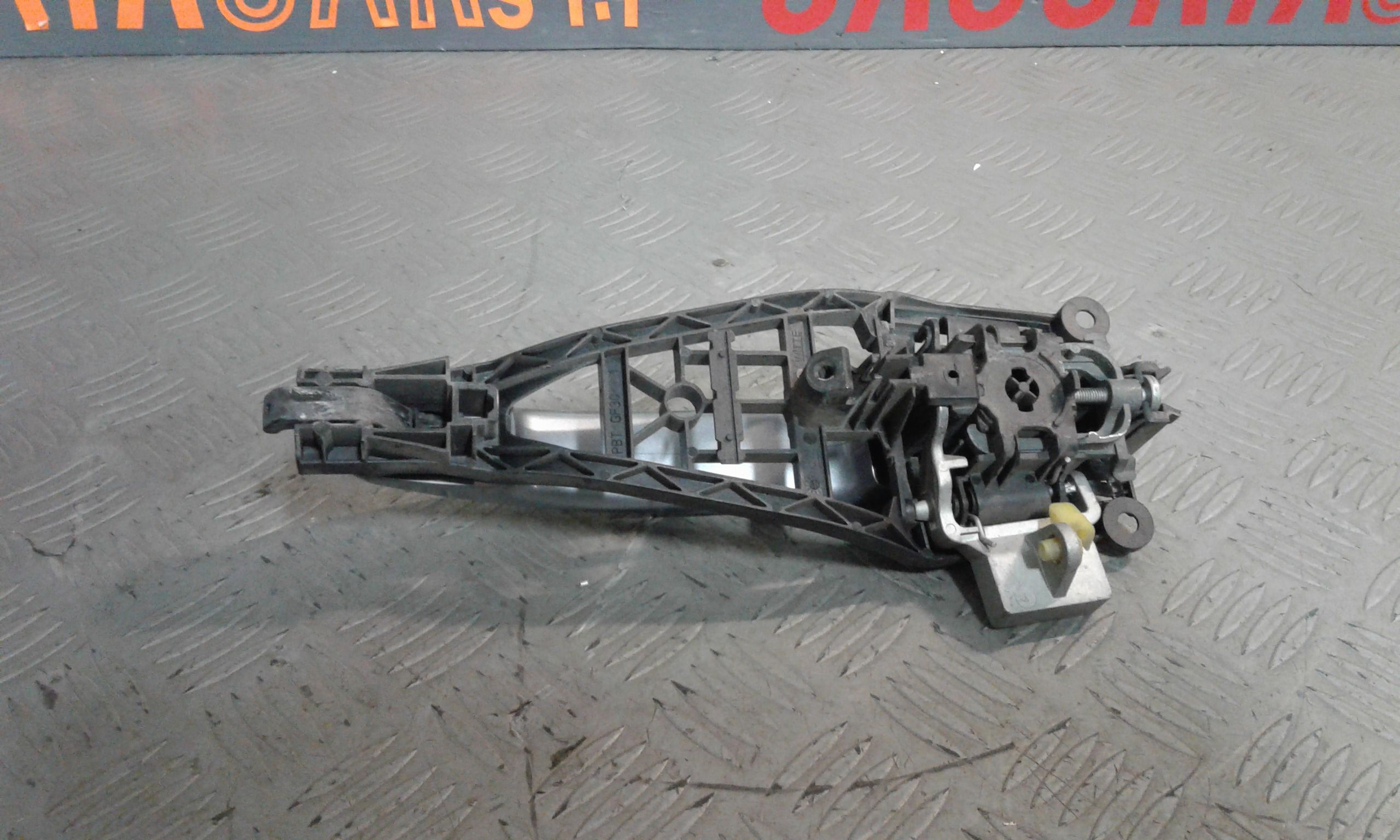 Maniglia Porta Post. Sinistro 13142770 Usato