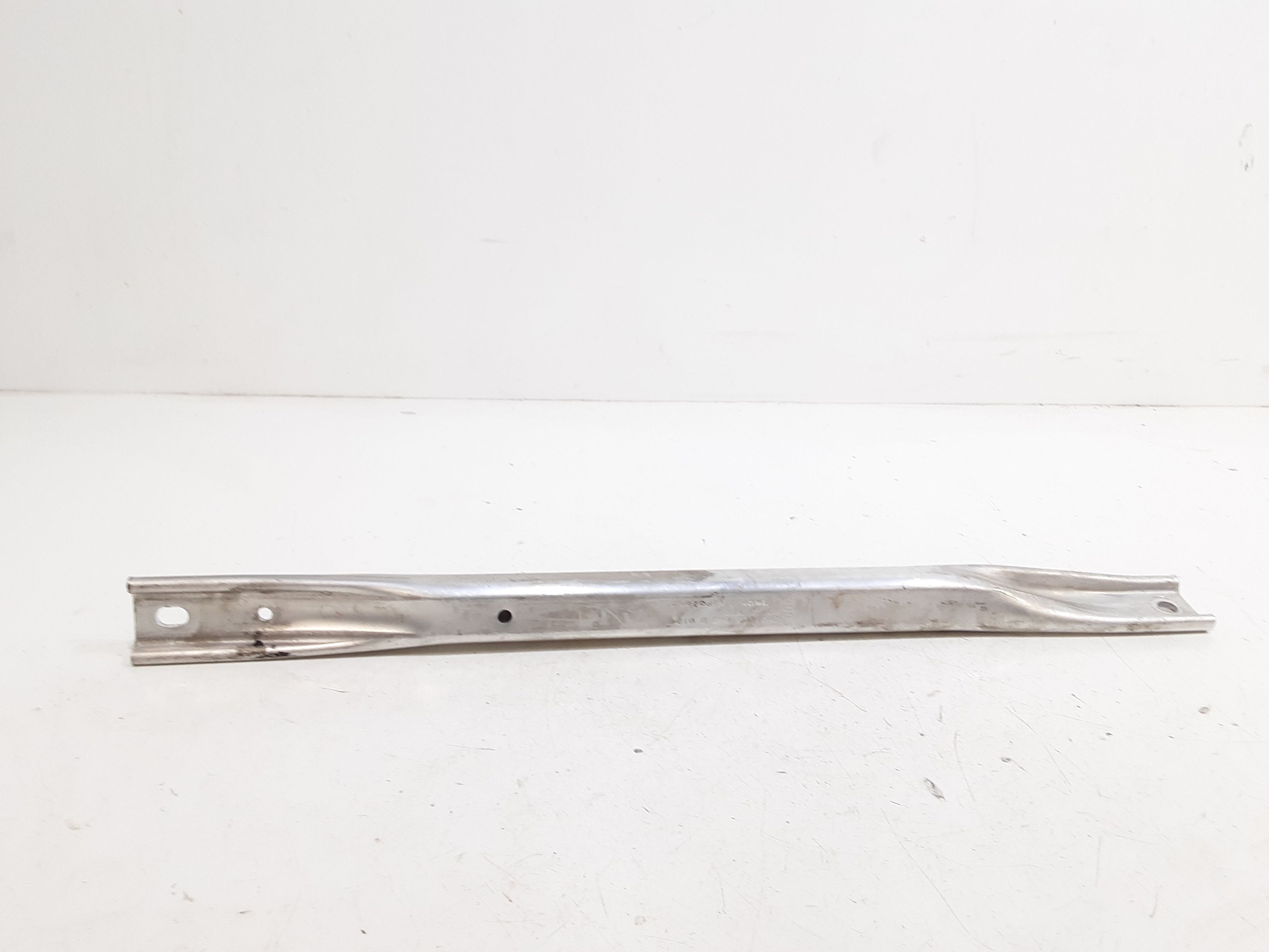 Rinforzo Paraurti Ant. Usato