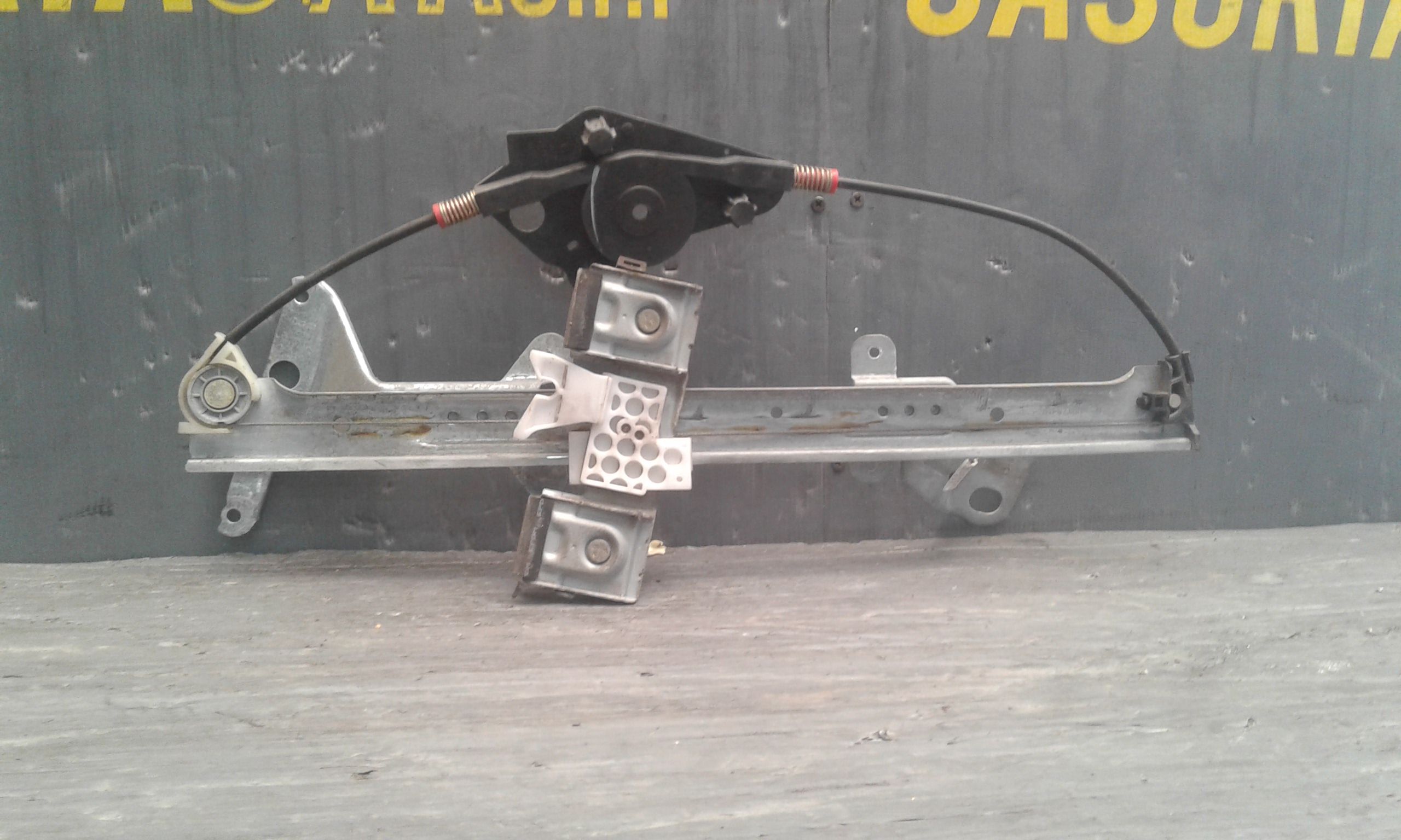 Alzacristallo Porta Ant. Destro 1553147 Usato