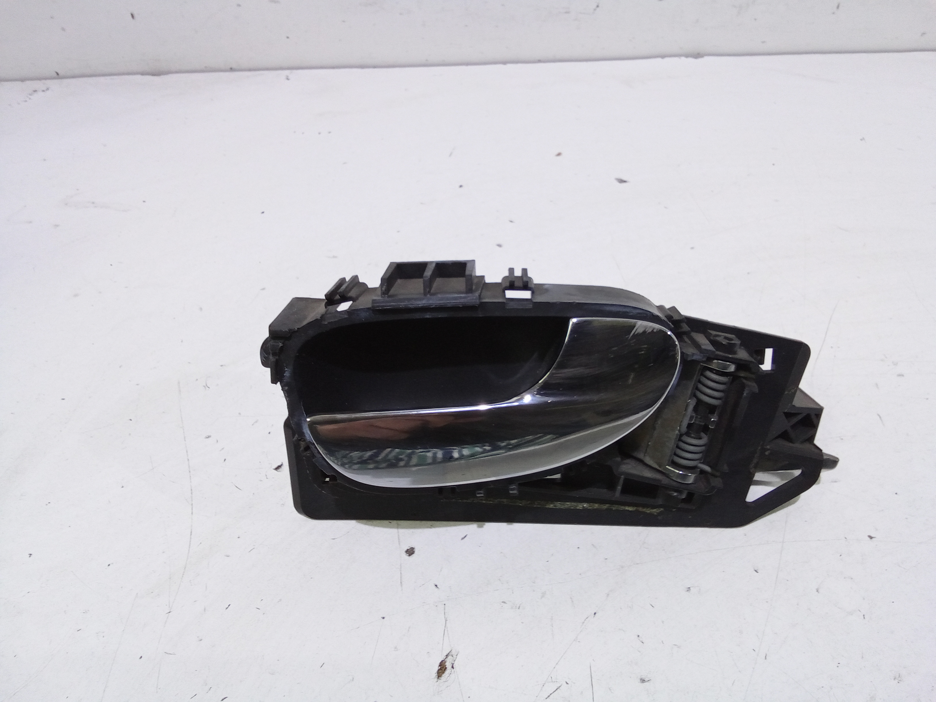 Maniglia Int. Apertura Porta Ant. Destro Usato