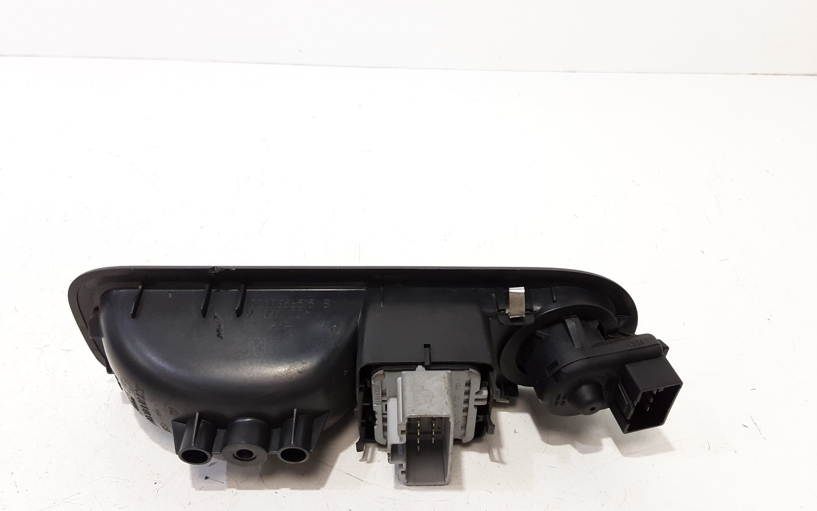 Interruttore Alzacristalli Porta Ant. Sinistro 8200214939 Usato