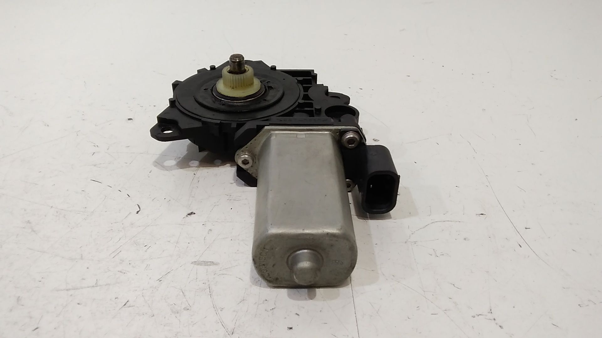 Motorino Alzacristallo Porta Ant. Destro 46841278 Usato