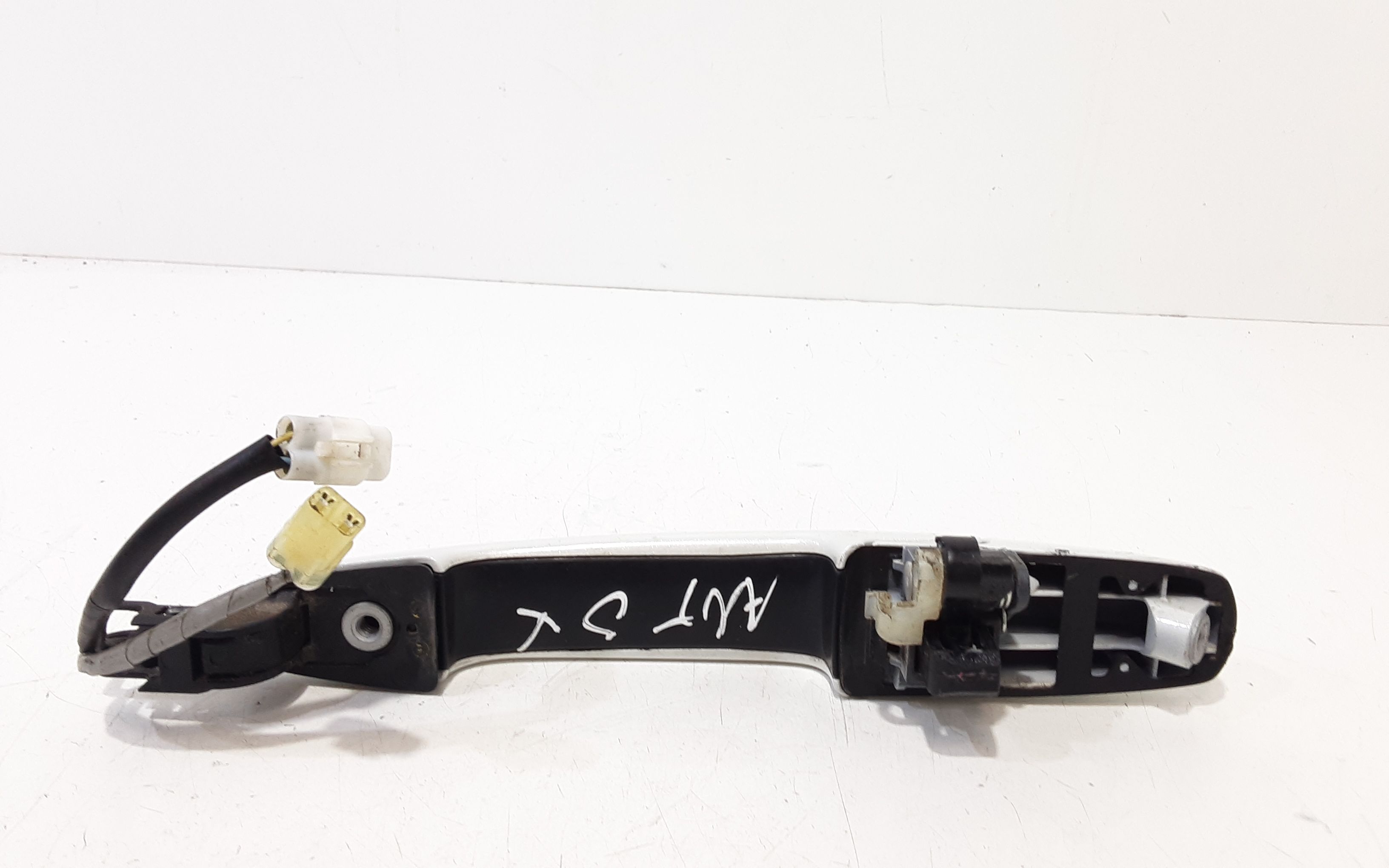 Maniglia Porta Ant. Destro 8281062831ZMV Usato