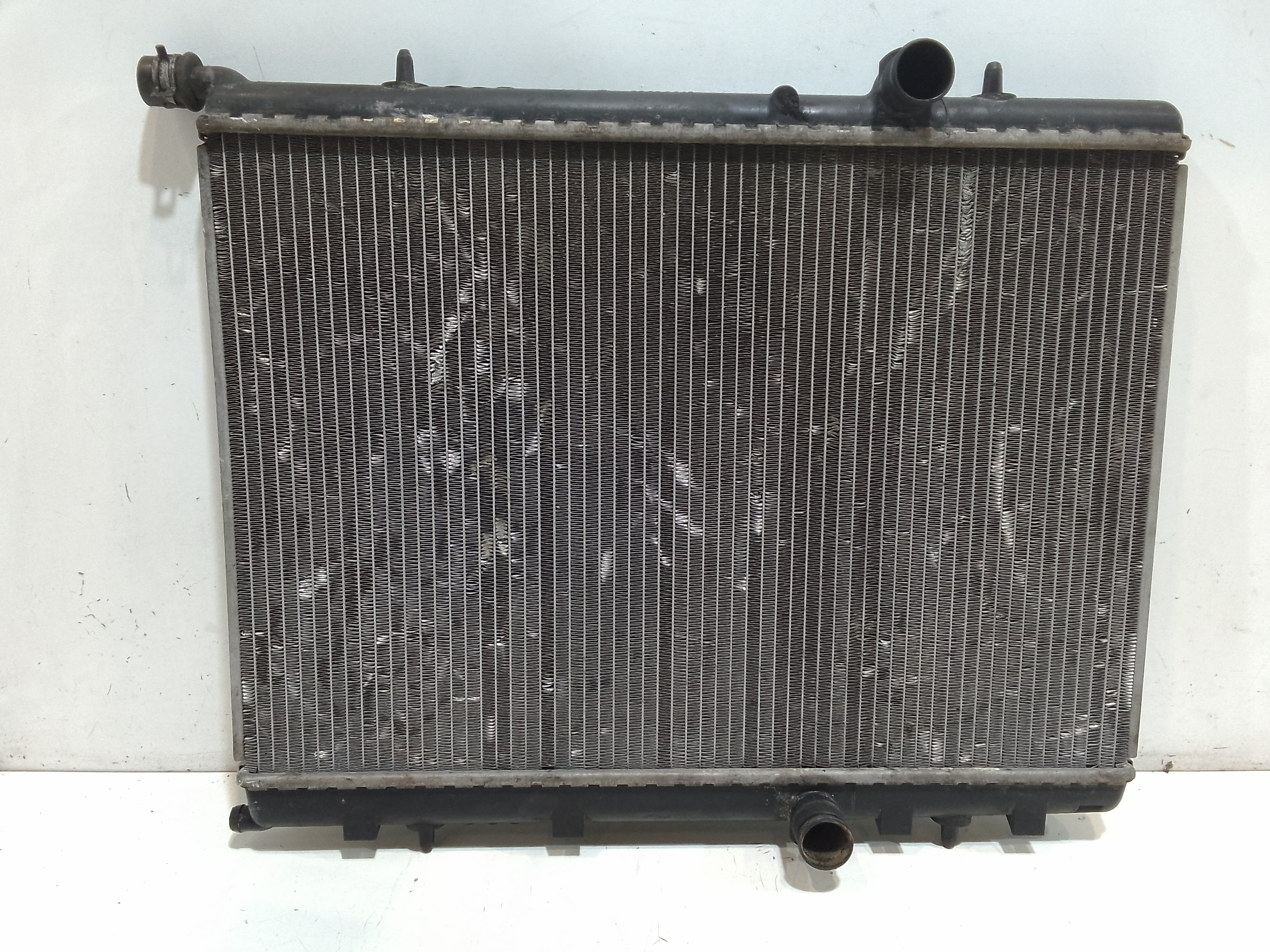 Radiatore 1330Y5 Usato