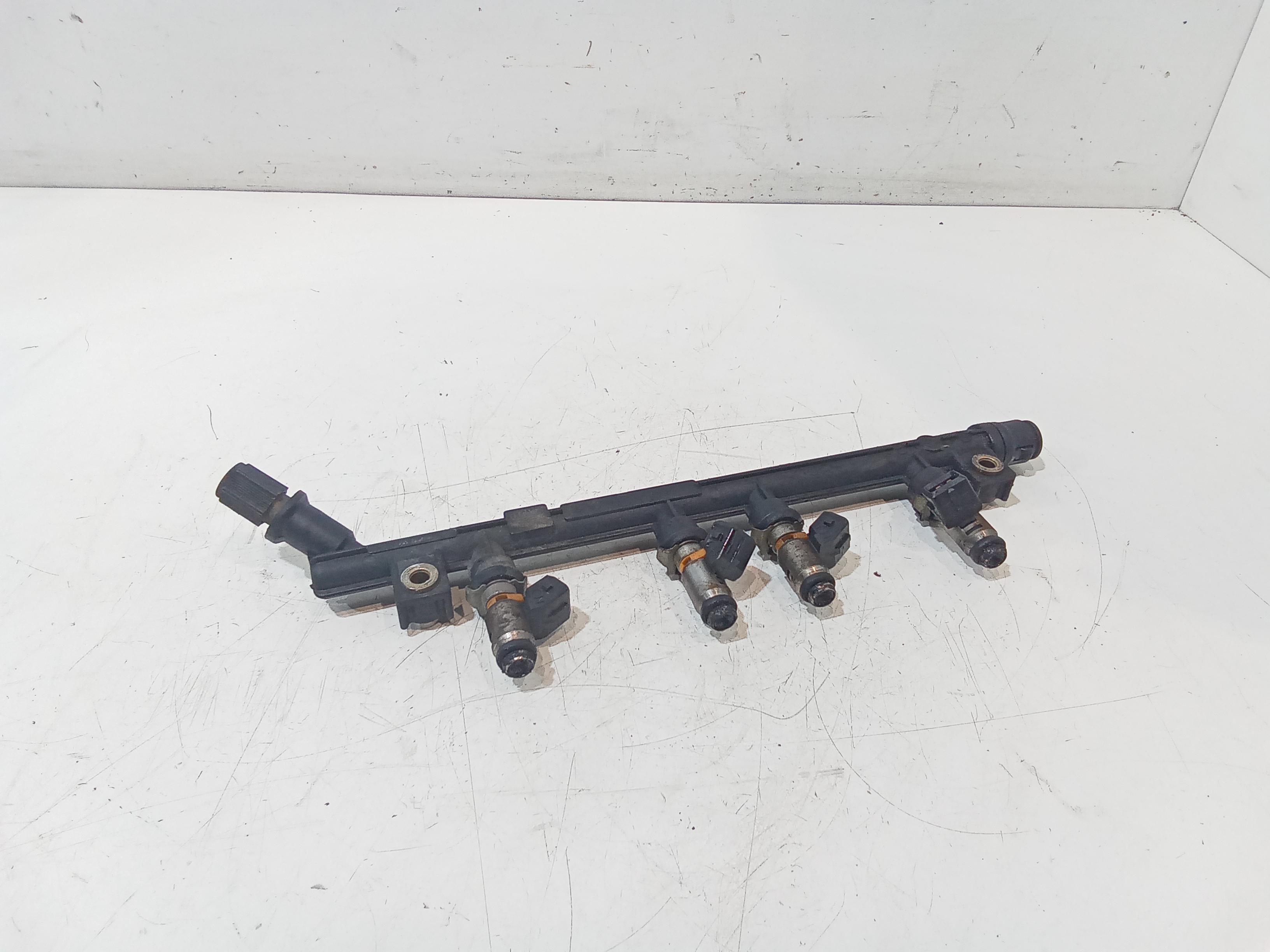 Tubazione Rigida Iniettori Usato