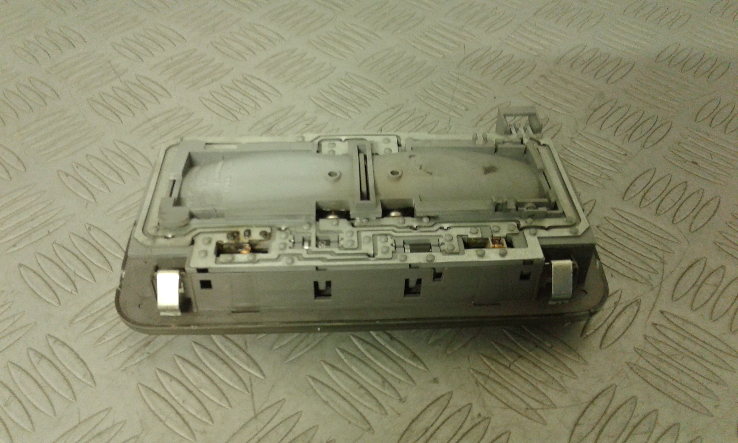 Luce Cortesia Ant. Tetto 156087243 Usato