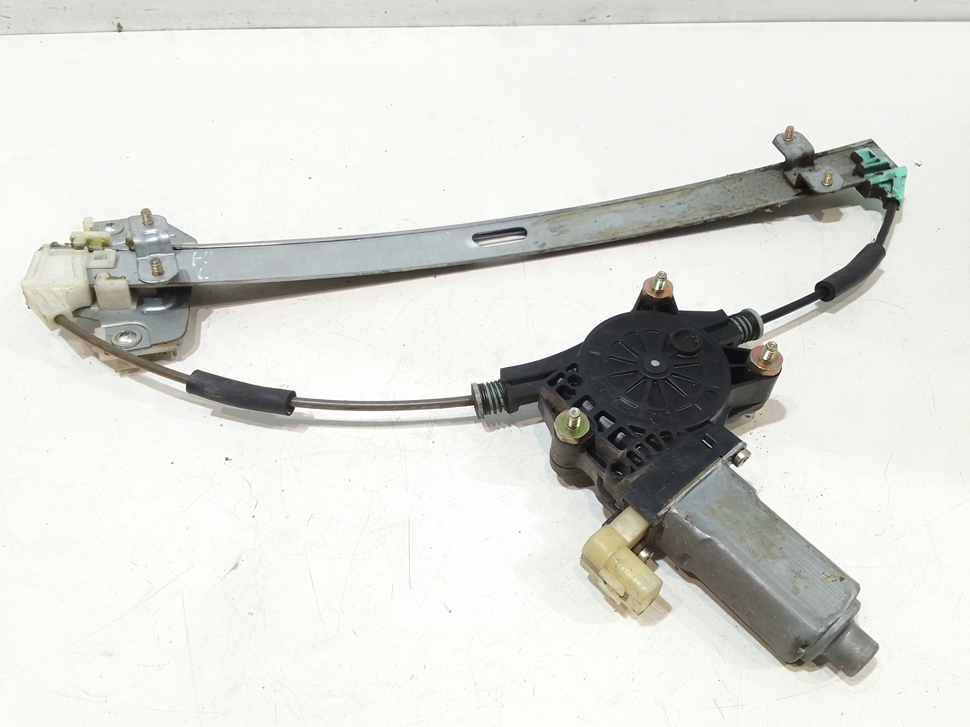 Alzacristallo Porta Ant. Destro Usato