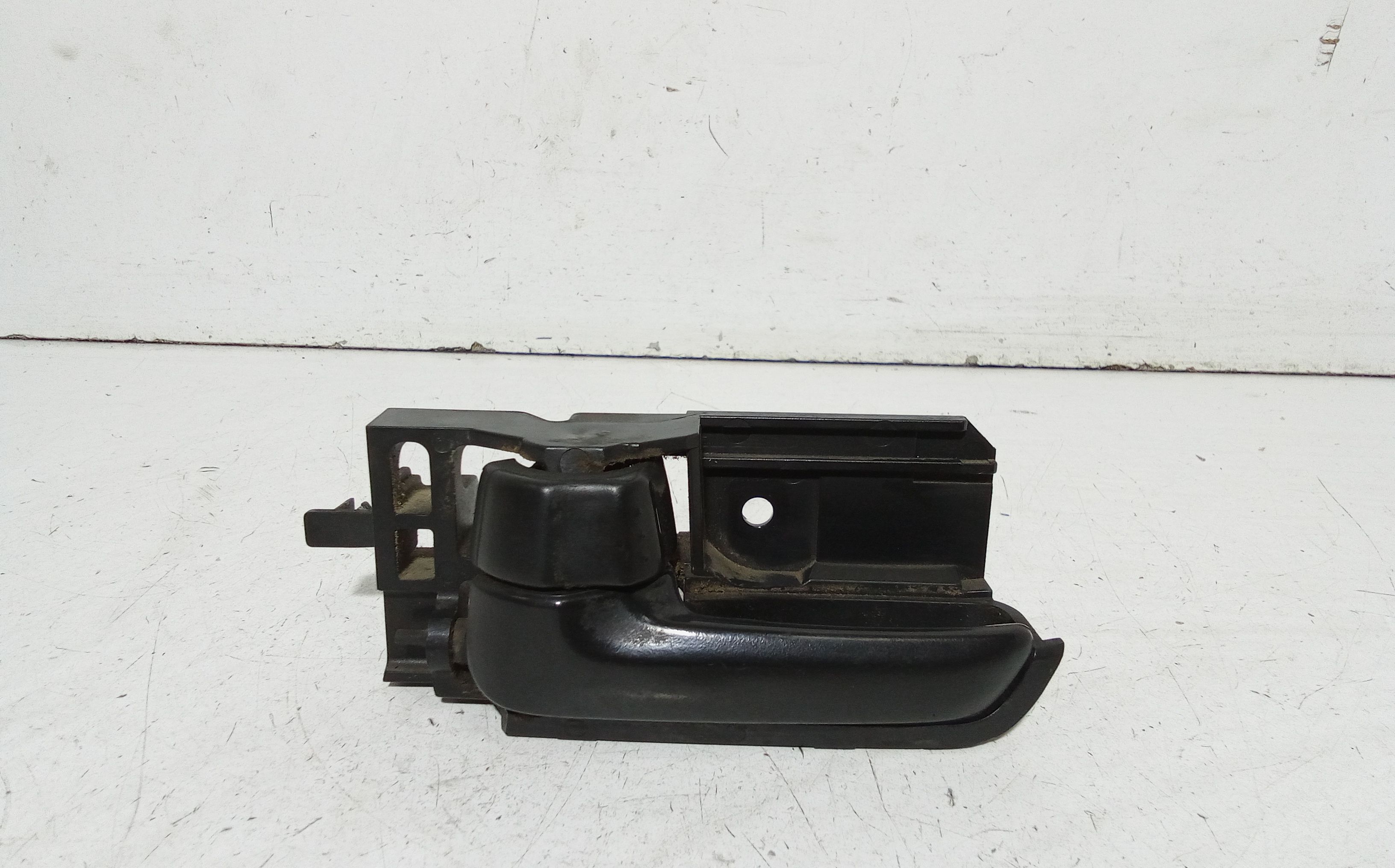 Maniglia Int. Apertura Porta Ant. Sinistro 71743444 Usato