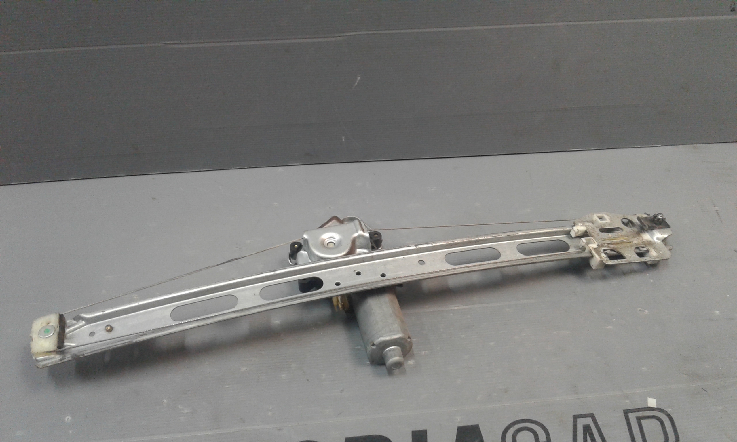 Alzacristallo Porta Ant. Sinistro Usato