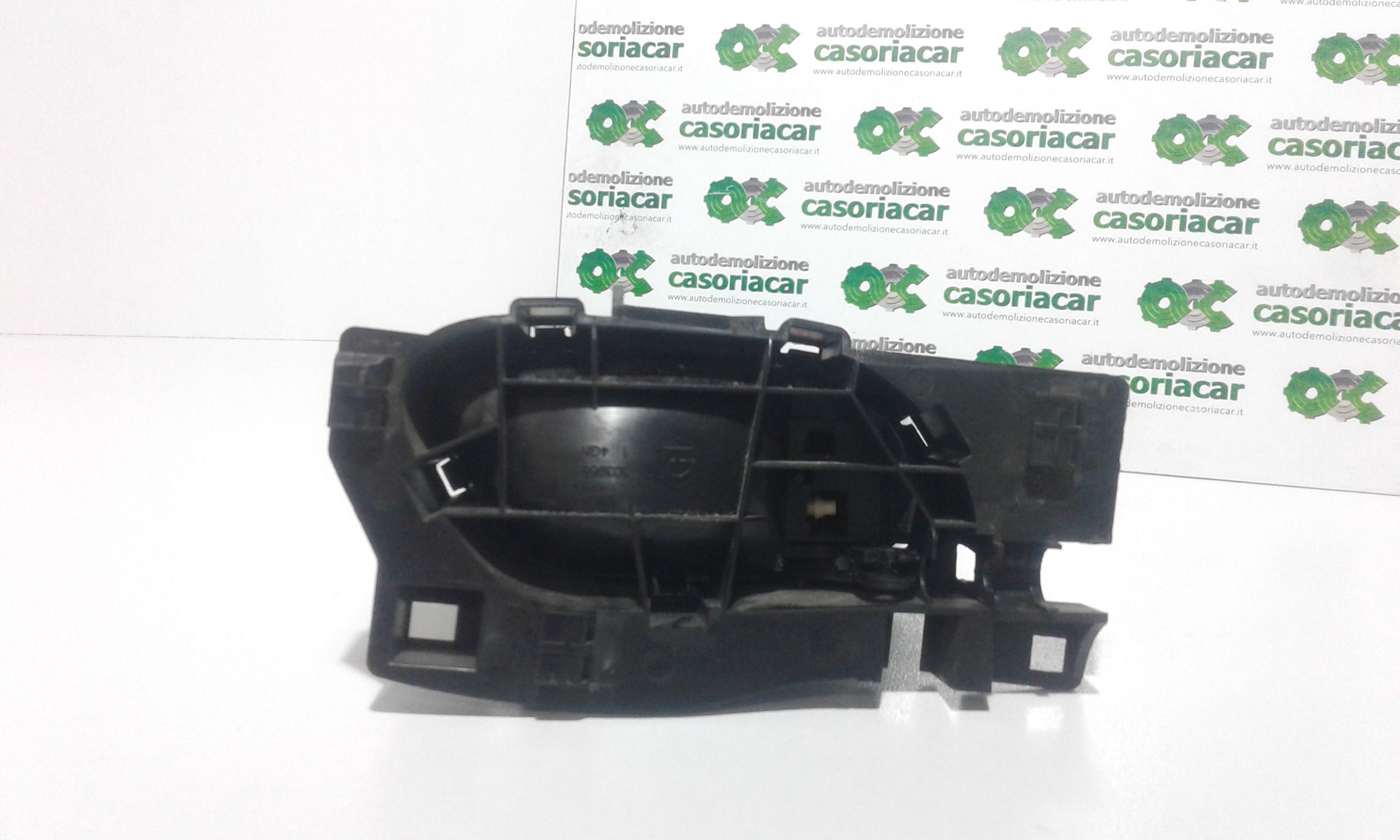 Maniglia Int. Apertura Porta Ant. Sinistro 9143N7 Usato