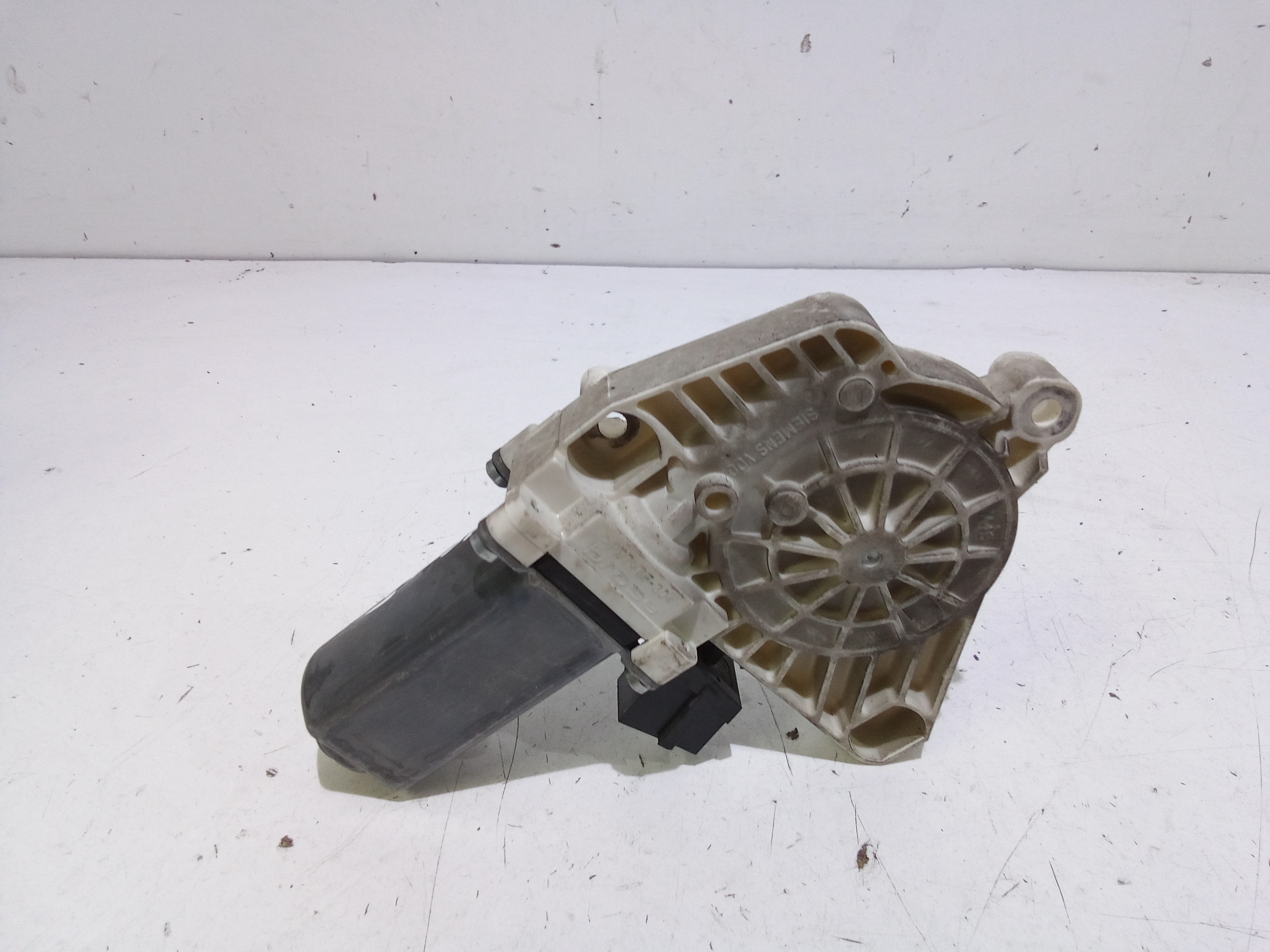 Motorino Alzacristallo Porta Ant. Sinistro A1698204142 Usato