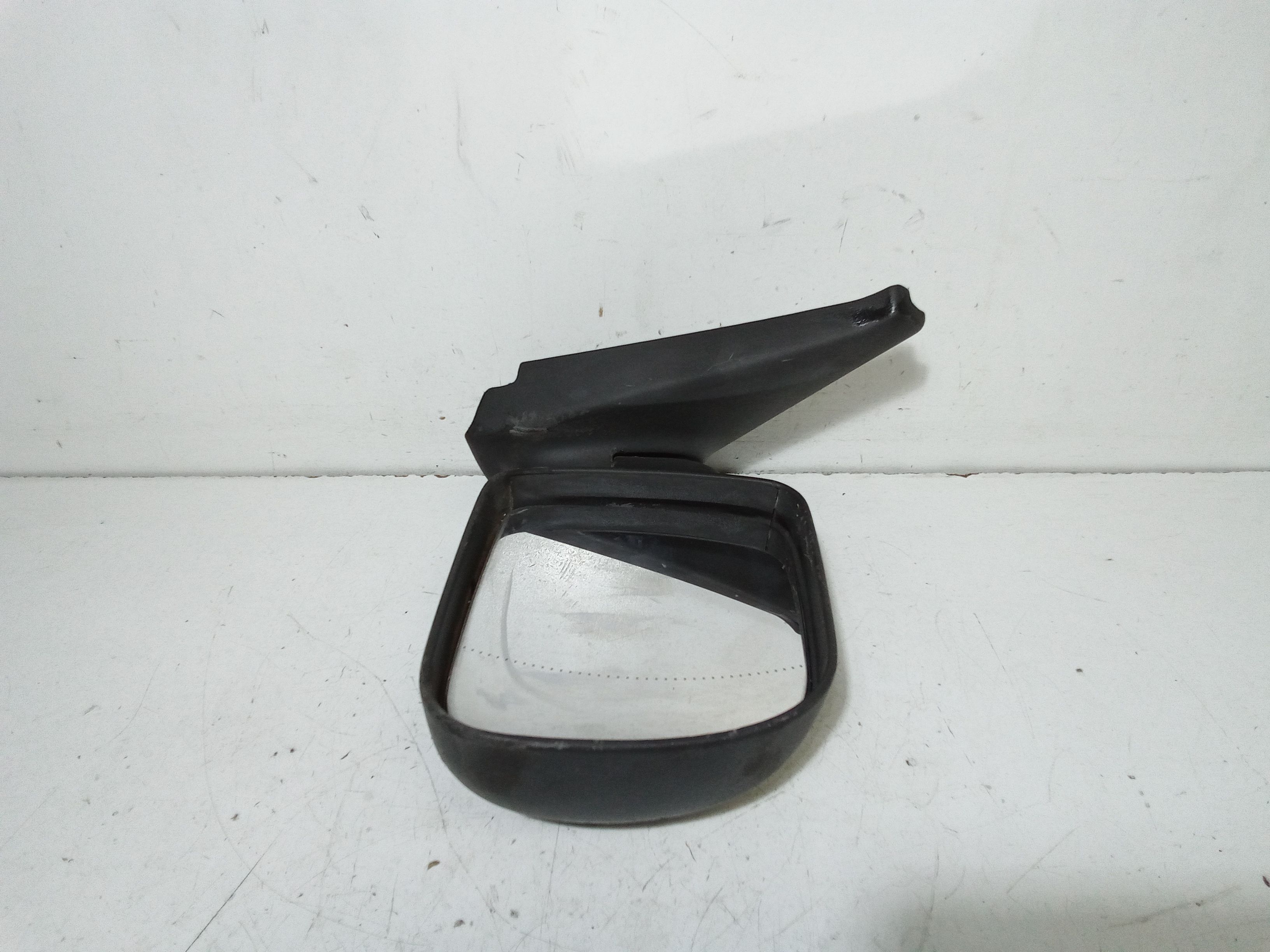 Retrovisore Est. Destro 7700304831 Usato