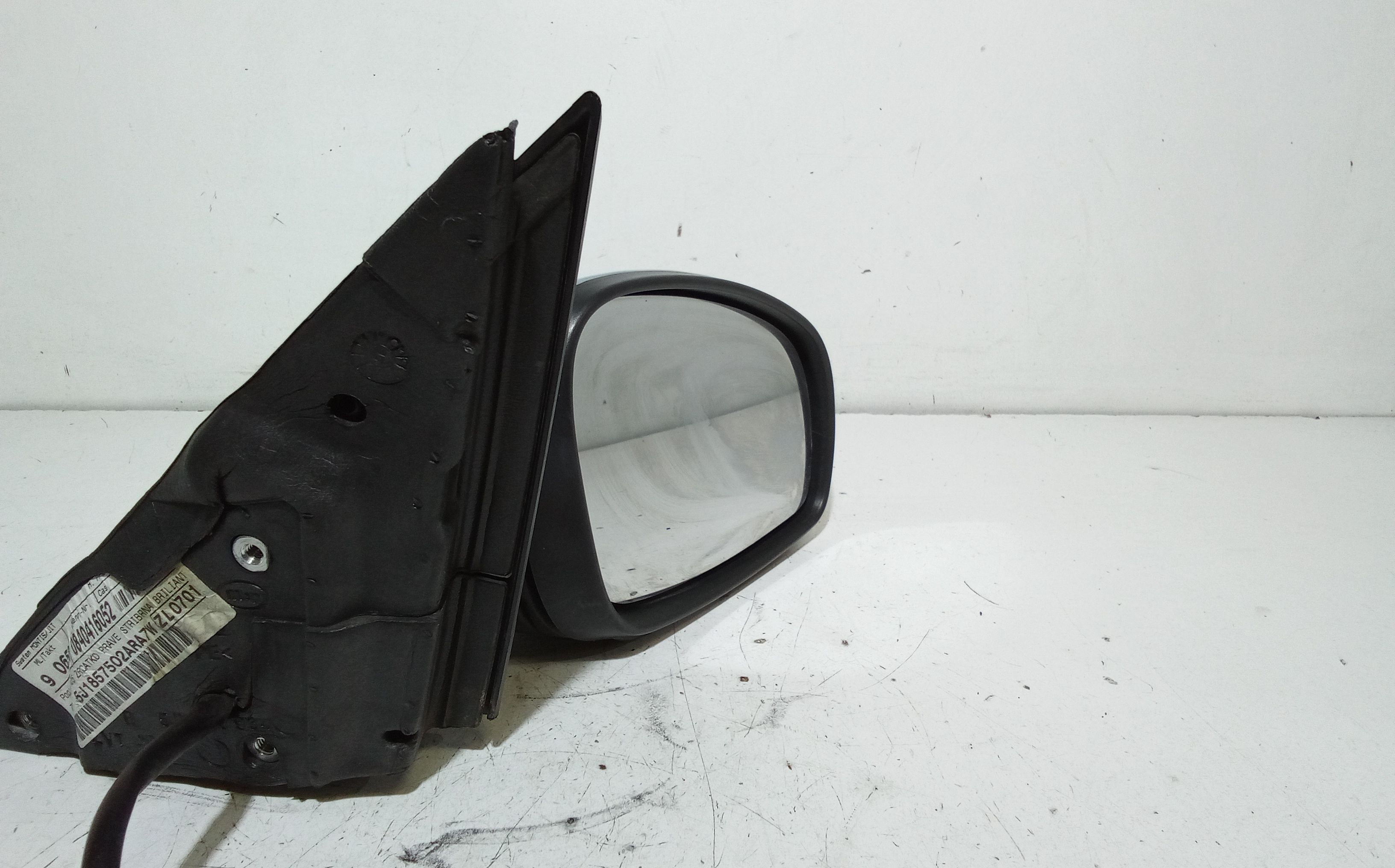 Retrovisore Est. Destro 5J1857508 Usato
