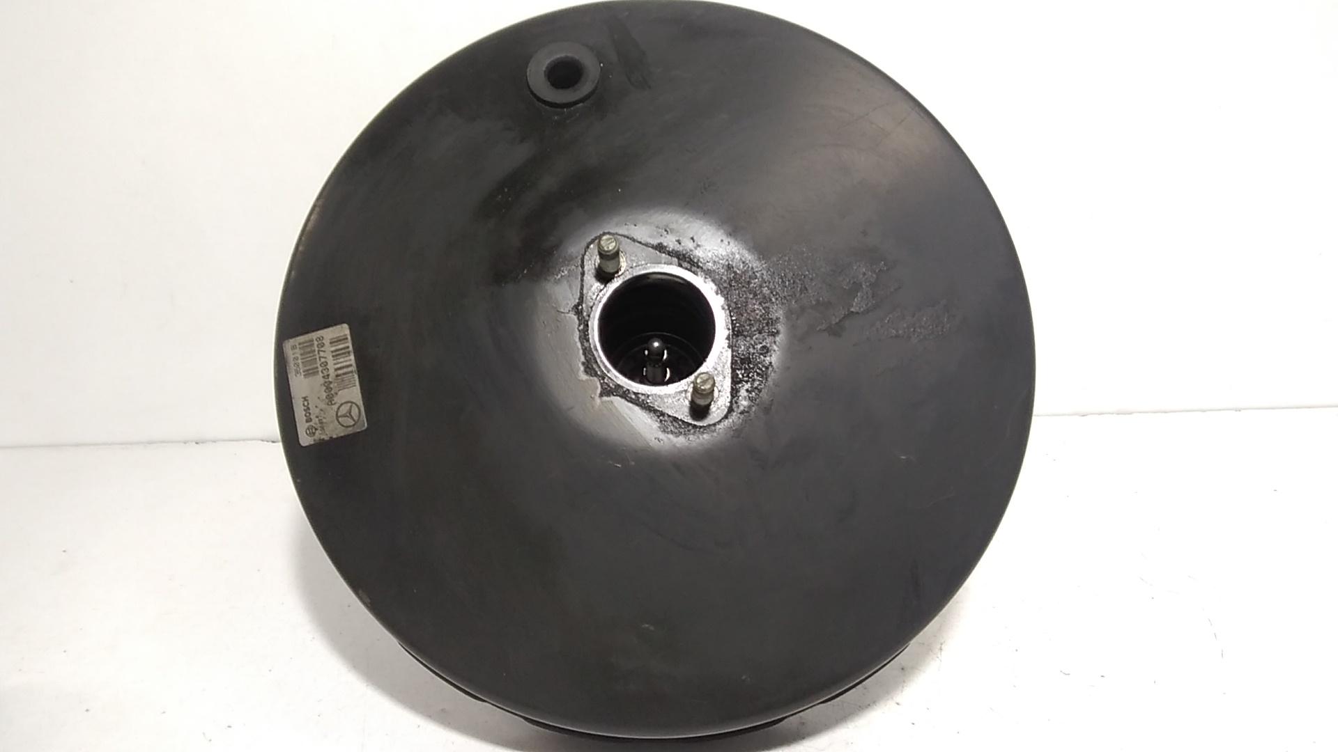 Servofreno A0004311127 Usato