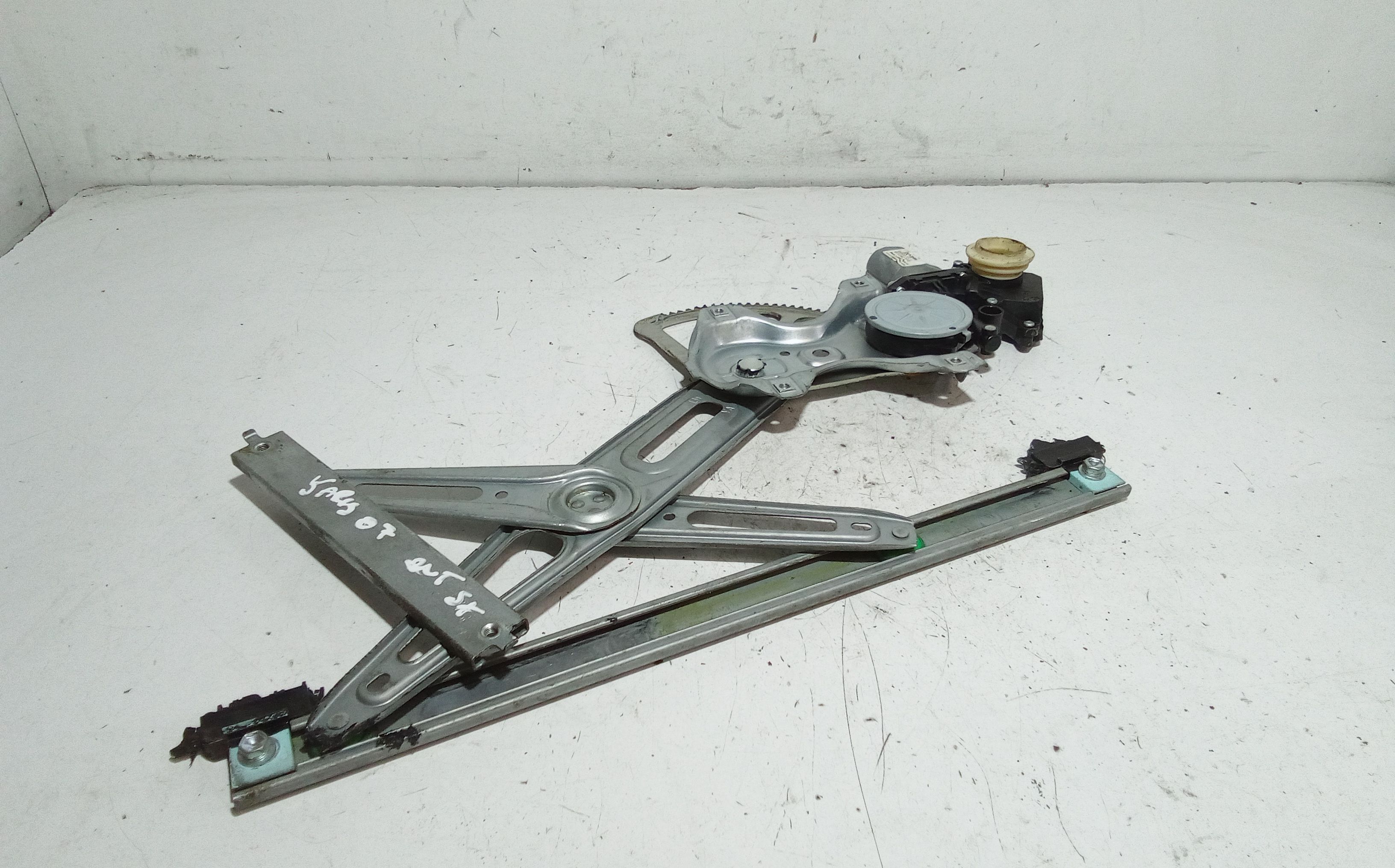 Alzacristallo Porta Ant. Sinistro 6982052270 Usato