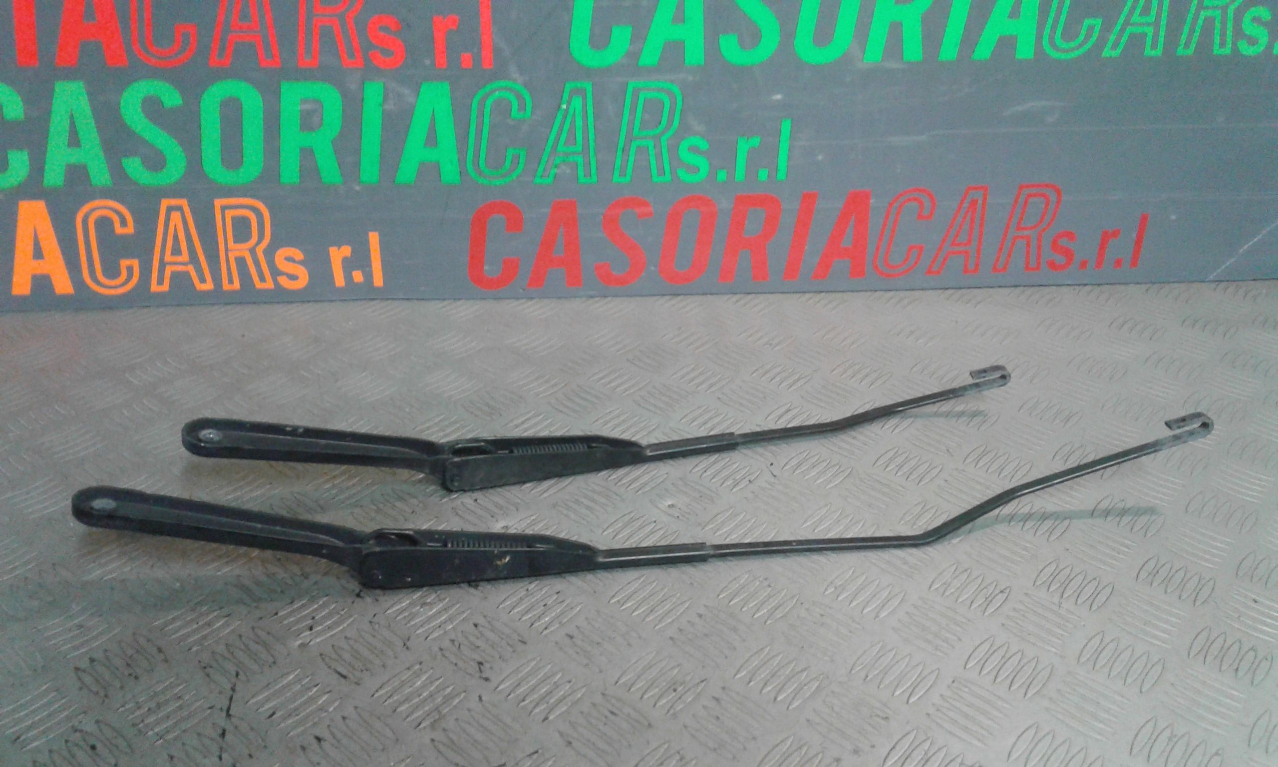 Braccio Tergiparabrezza Usato