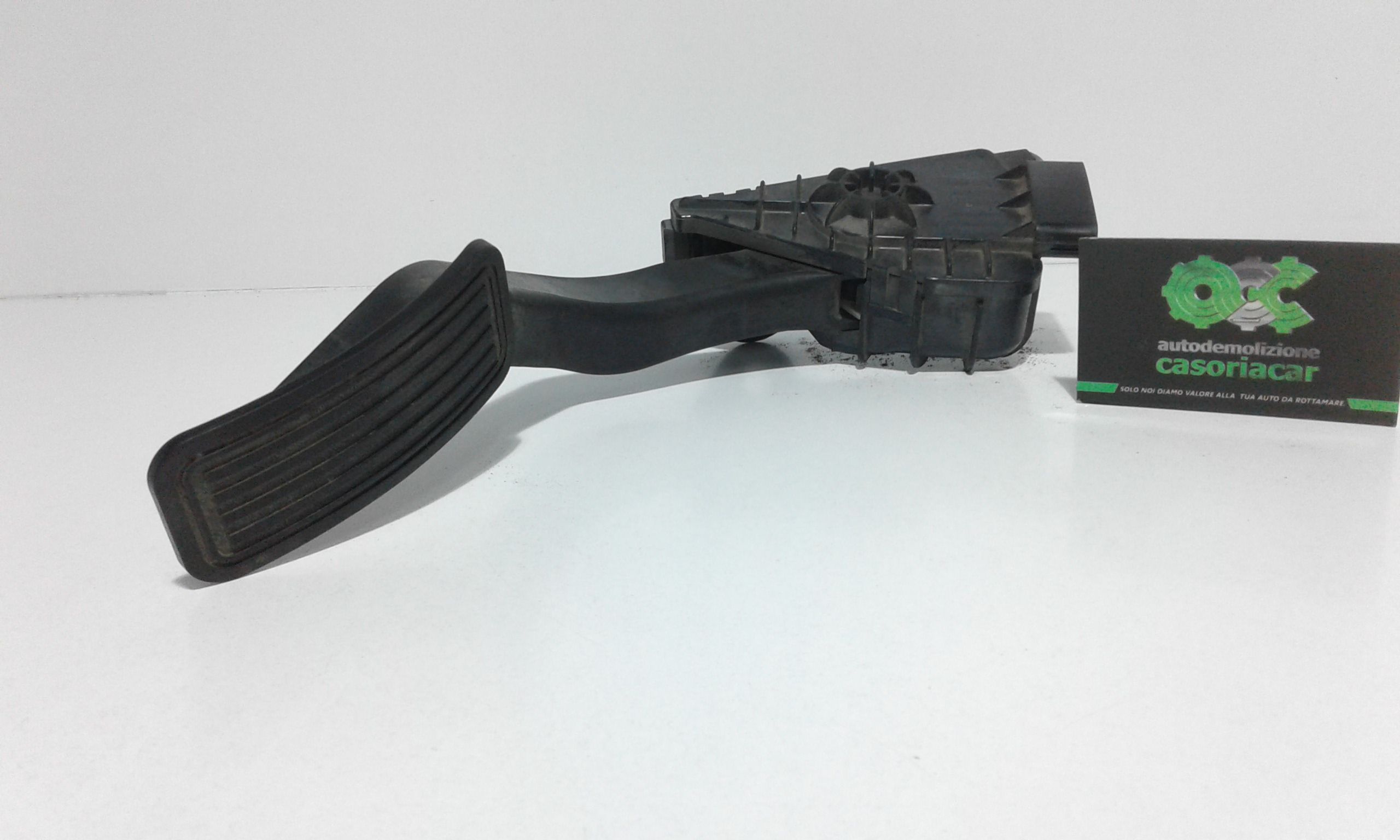 Pedale Acceleratore GJ6A41600D Usato