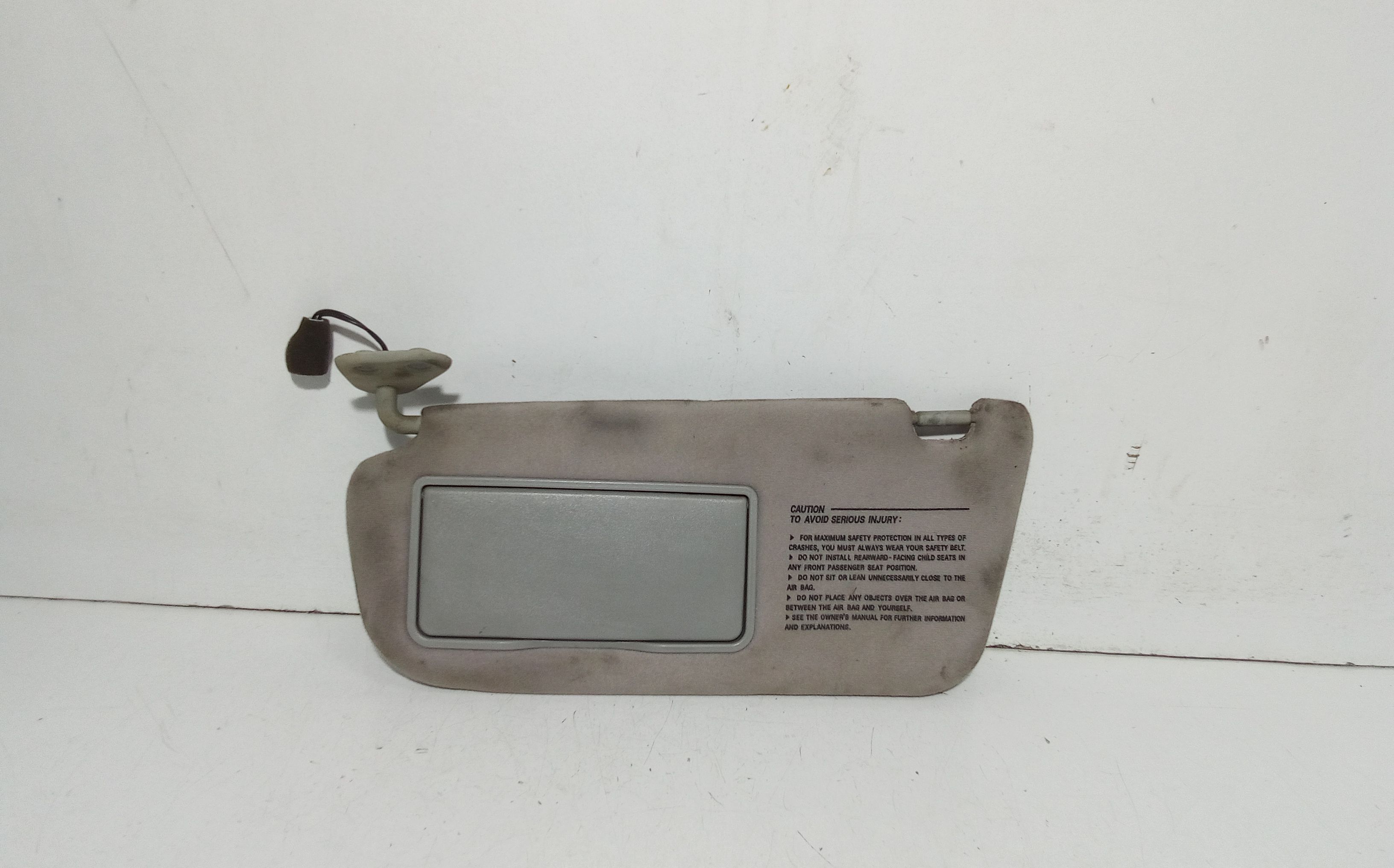 Aletta Parasole Parabrezza Sinistro 8520126200BU Usato