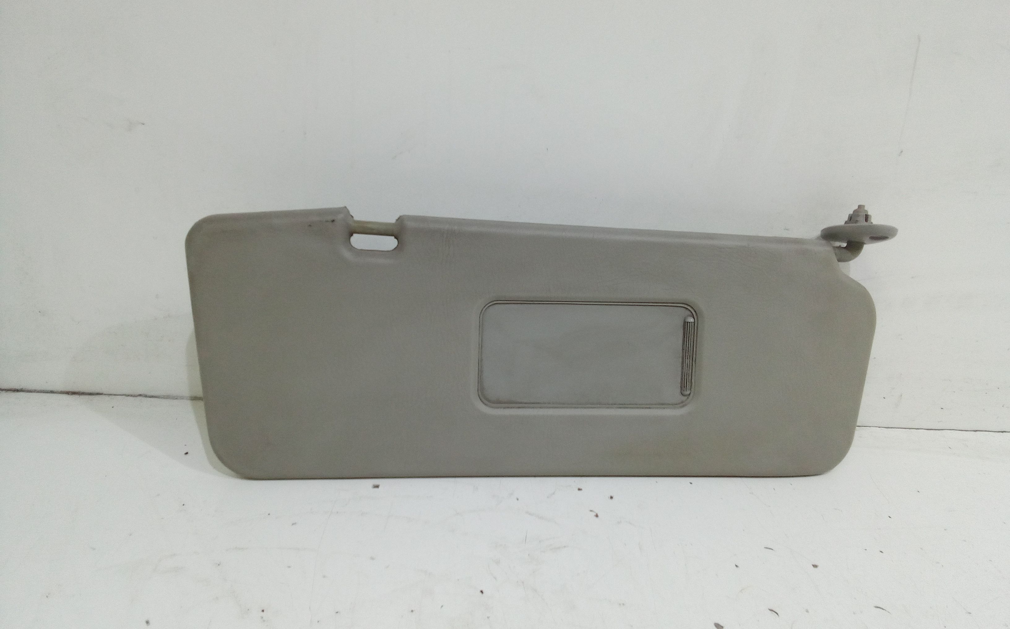 Aletta Parasole Parabrezza Destro 9209912 Usato