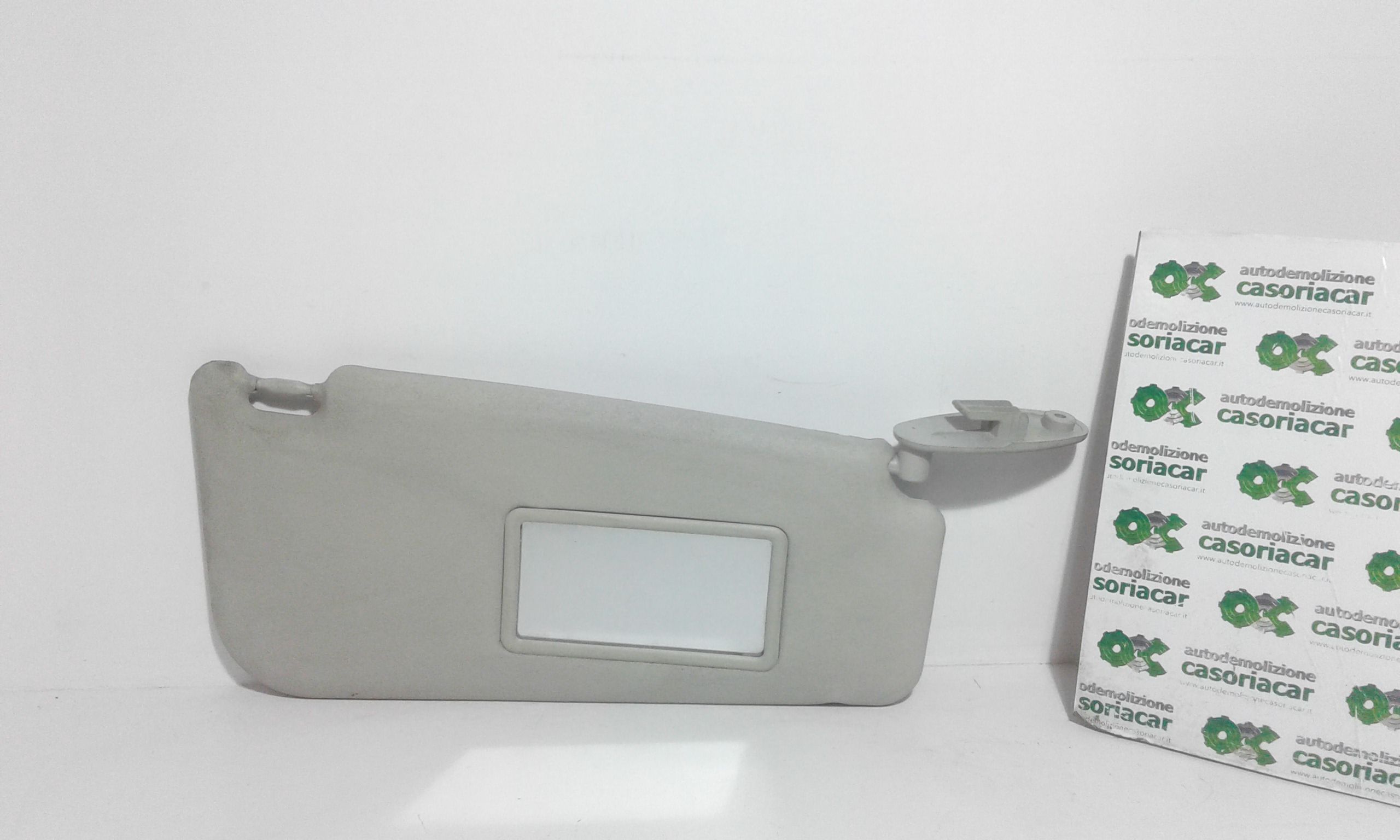 Aletta Parasole Parabrezza Destro 735338206 Usato