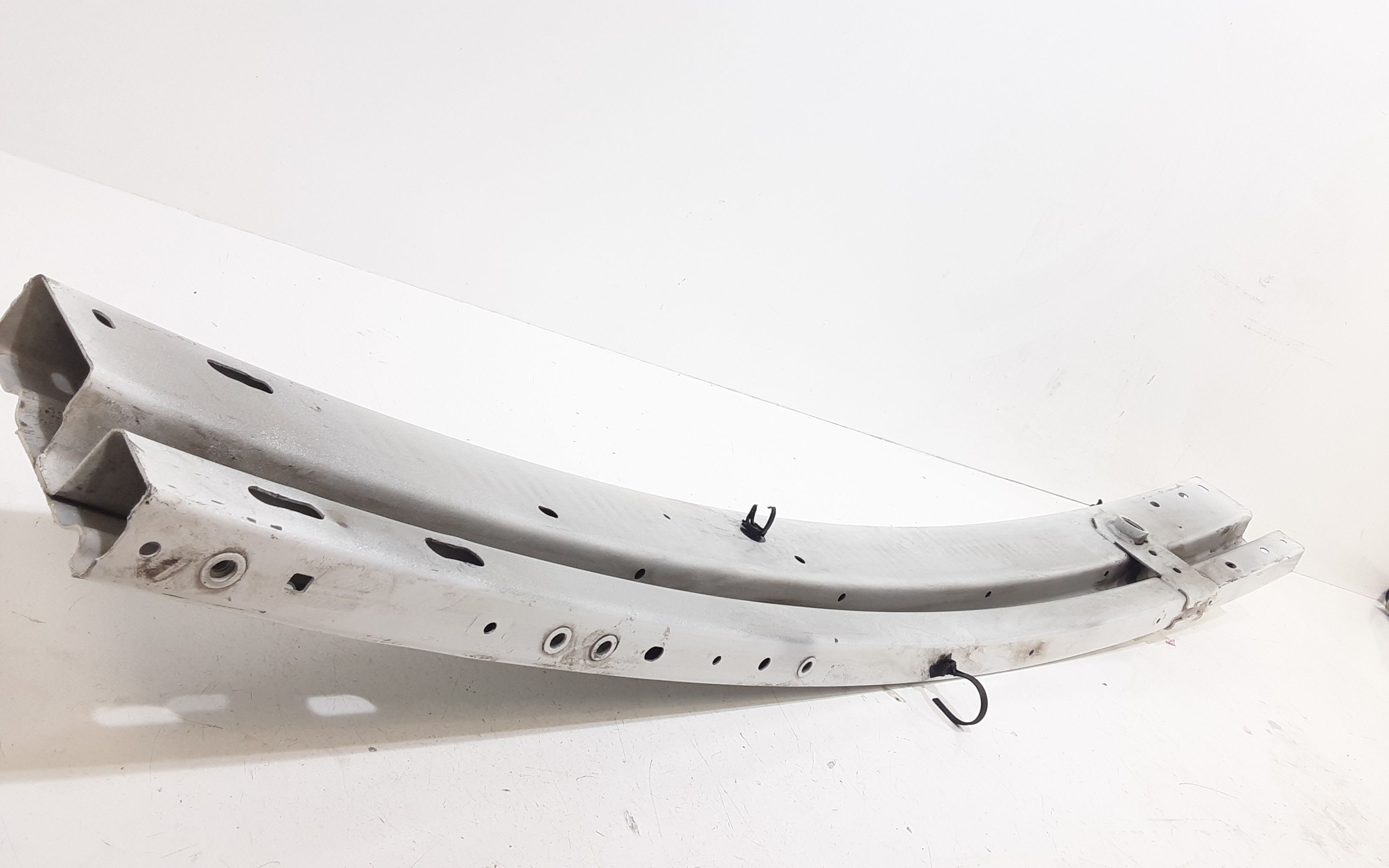 Rinforzo Paraurti Ant. 620304EA0D Usato