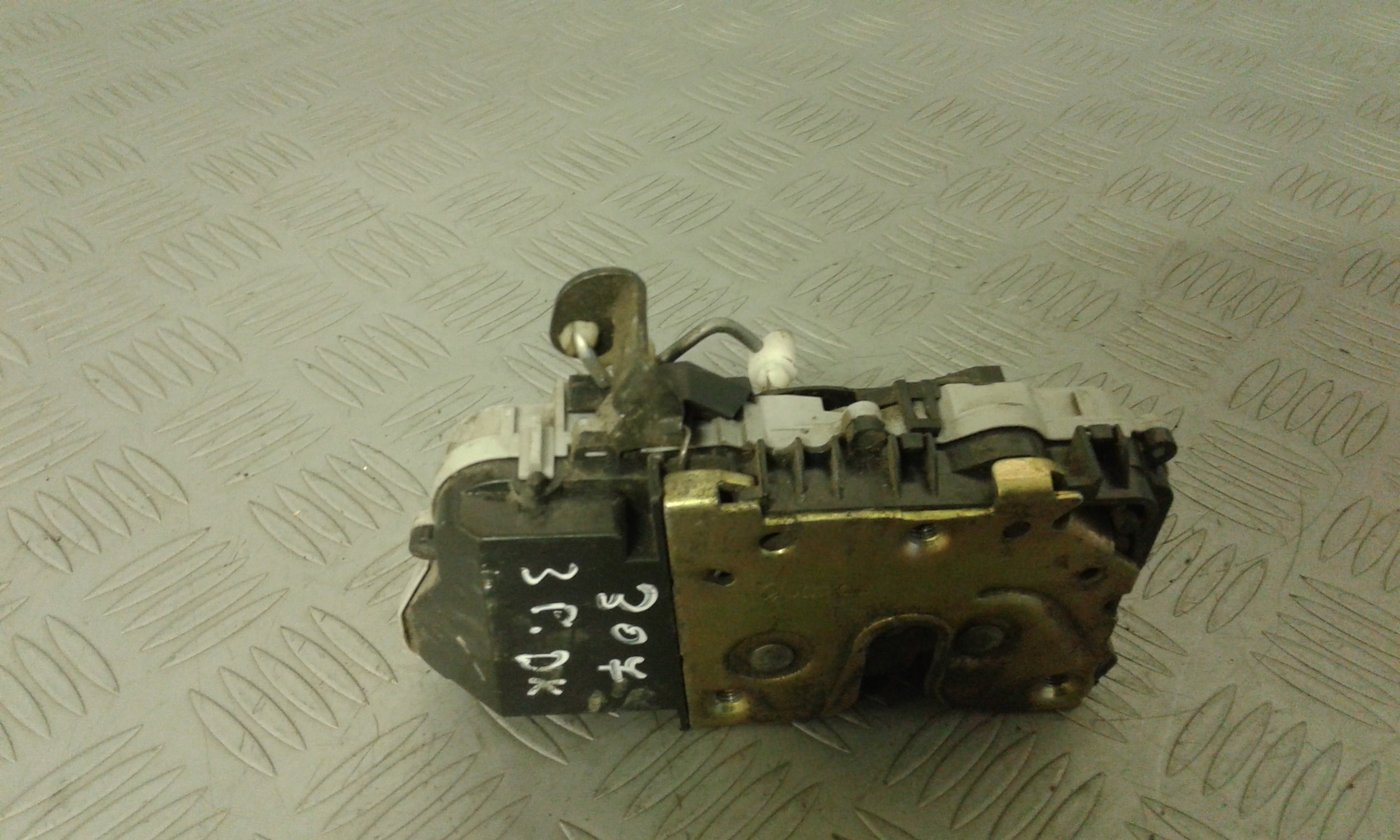 Serratura Porta Ant. Destro 9136K8 Usato