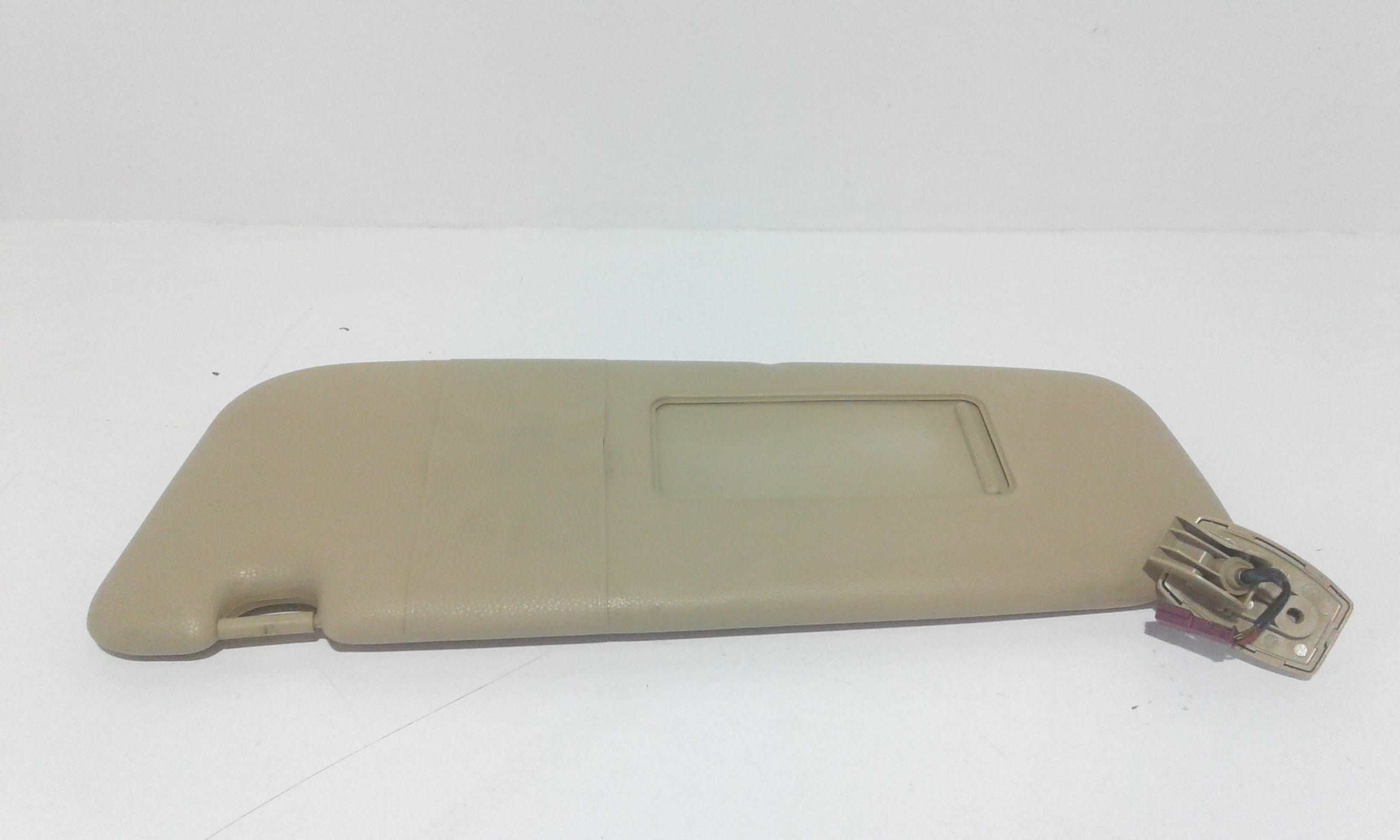 Aletta Parasole Parabrezza Sinistro 51167069753 Usato