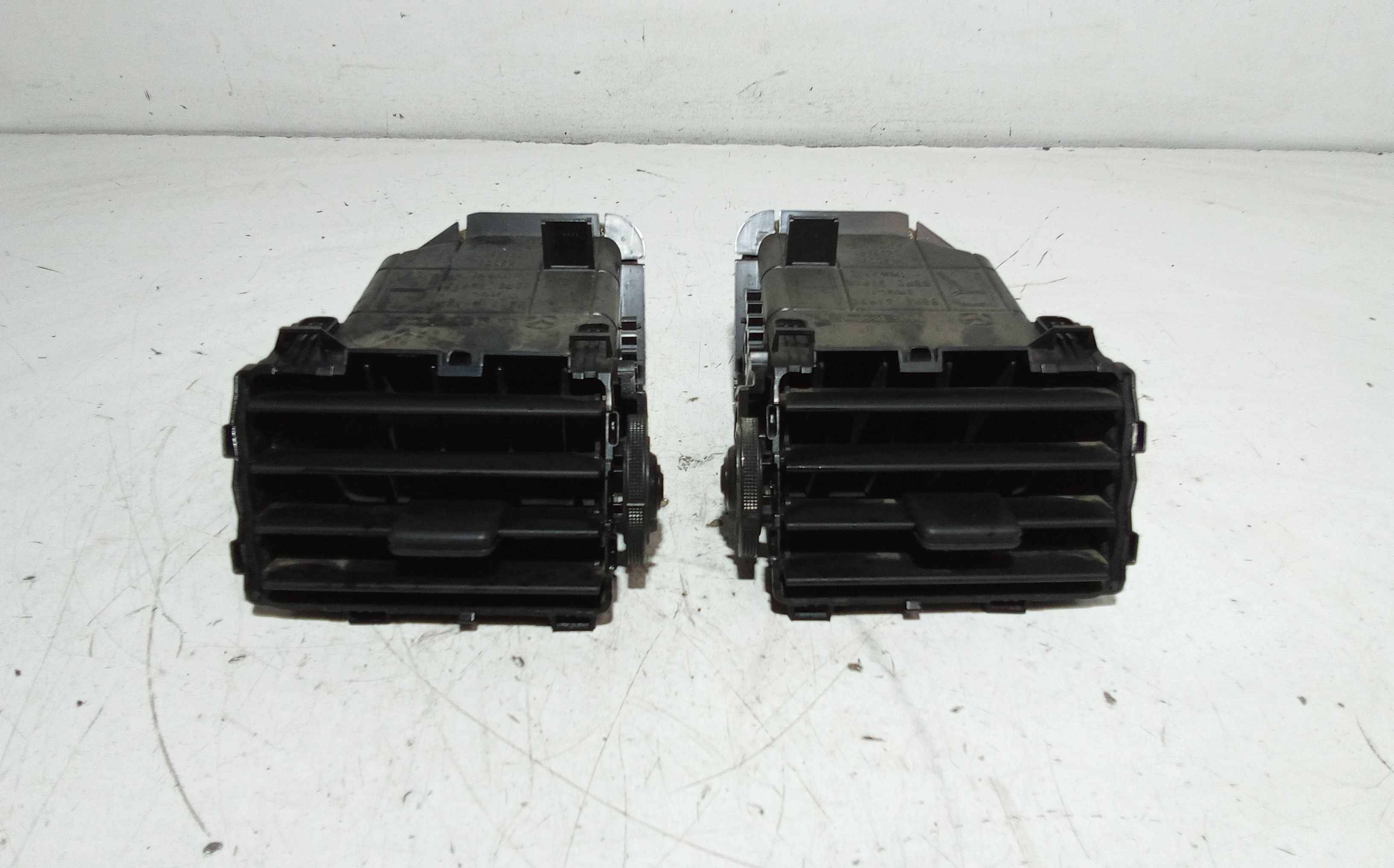 Condotto Aria Bocchette Centr. Sup. Cruscotto Usato