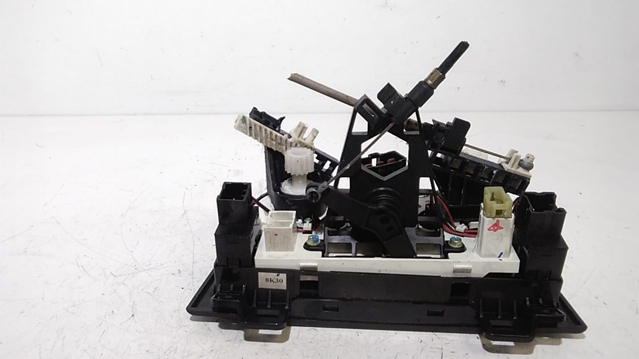 Blocco Comando Climatizzazione 96318328 Usato