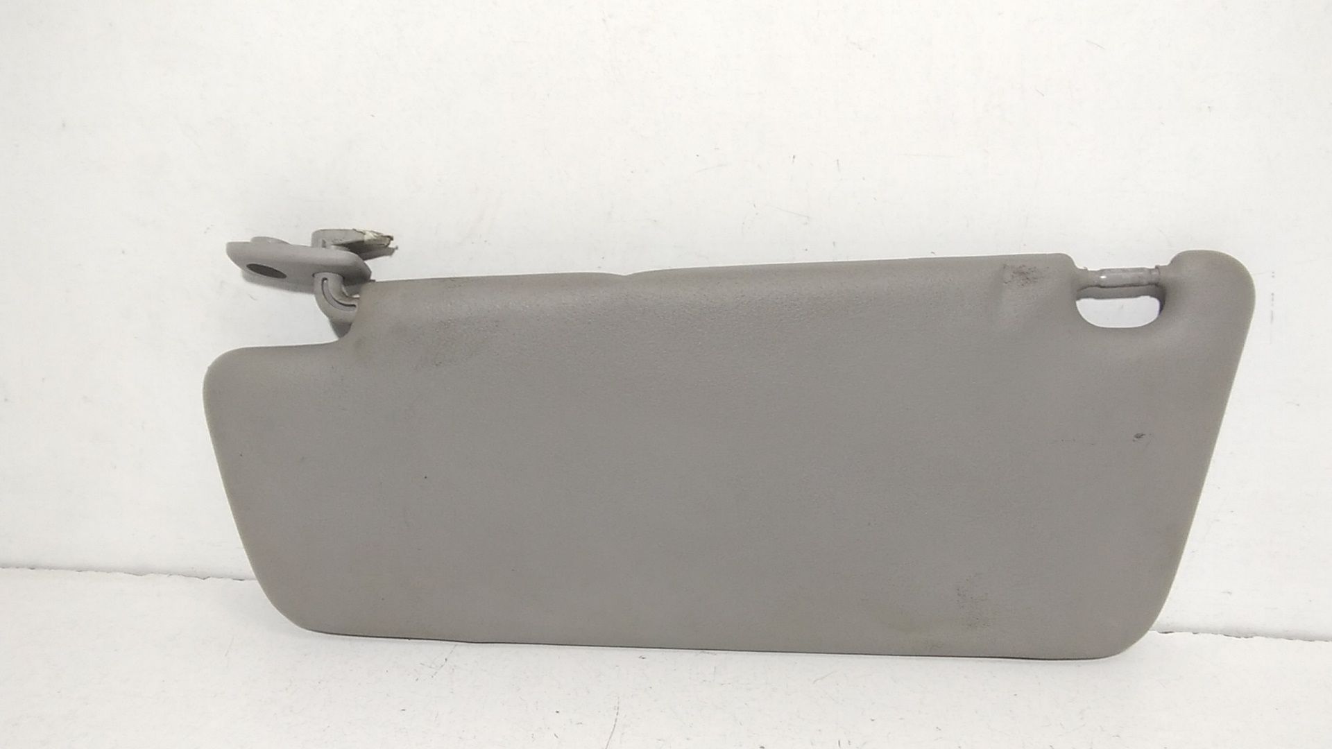 Aletta Parasole Parabrezza Destro 13163837 Usato