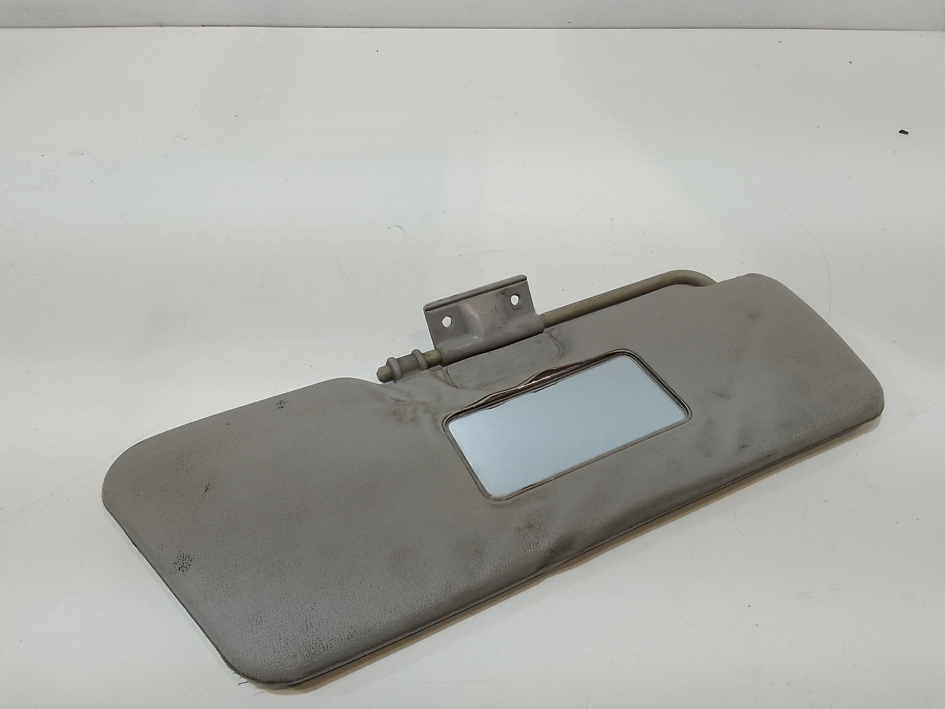 Aletta Parasole Parabrezza Destro 735244339 Usato