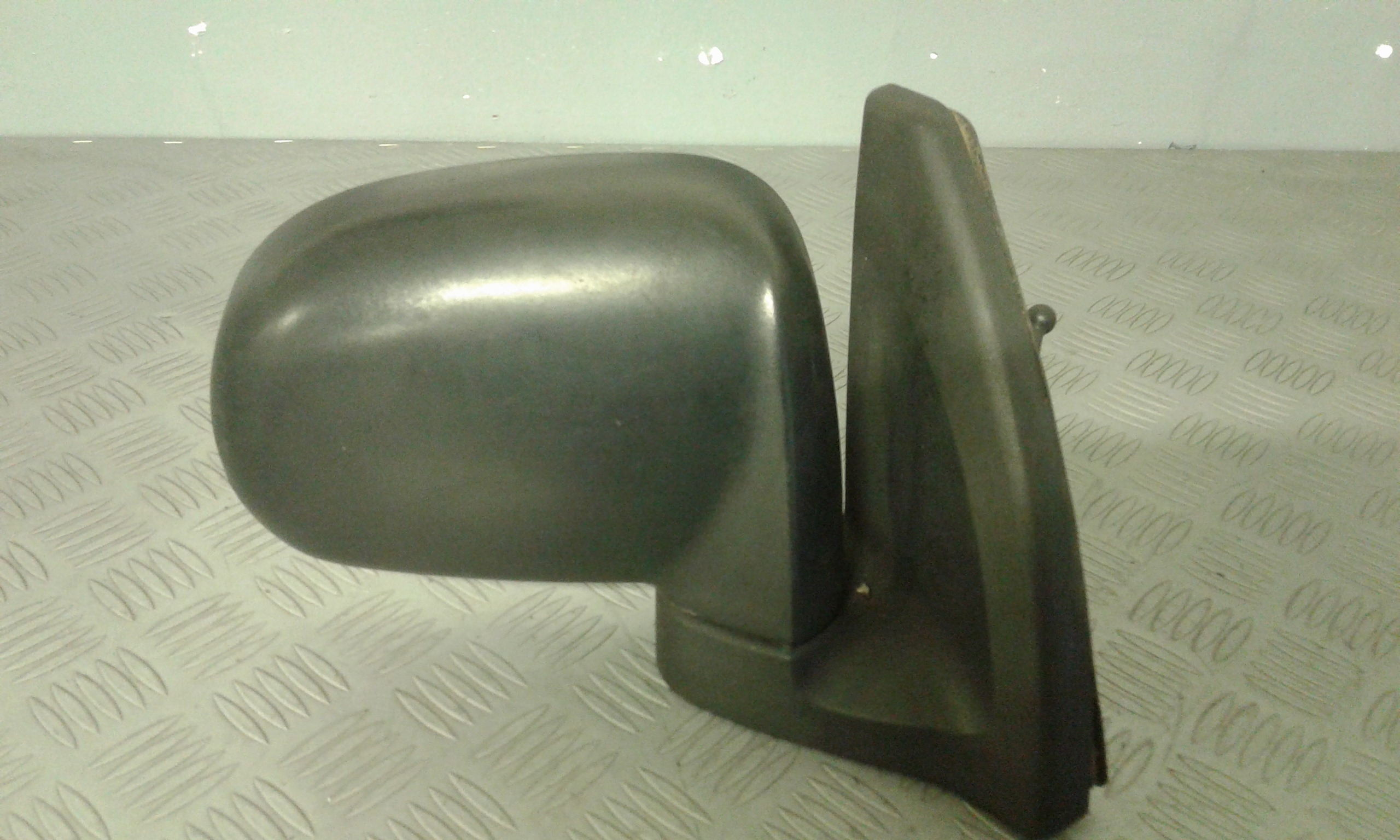 Retrovisore Est. Destro Usato