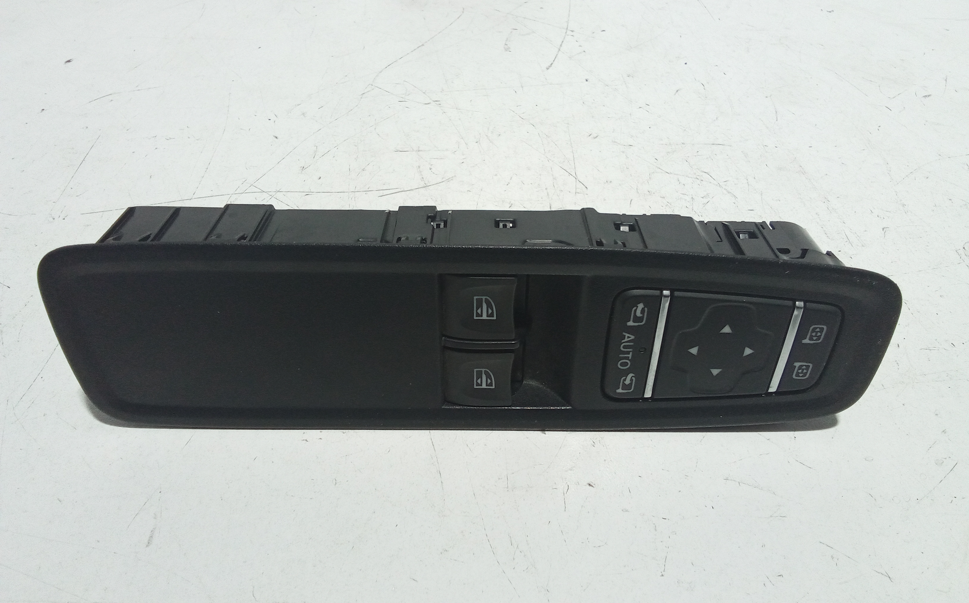 Interruttore Alzacristalli Porta Ant. Sinistro Usato