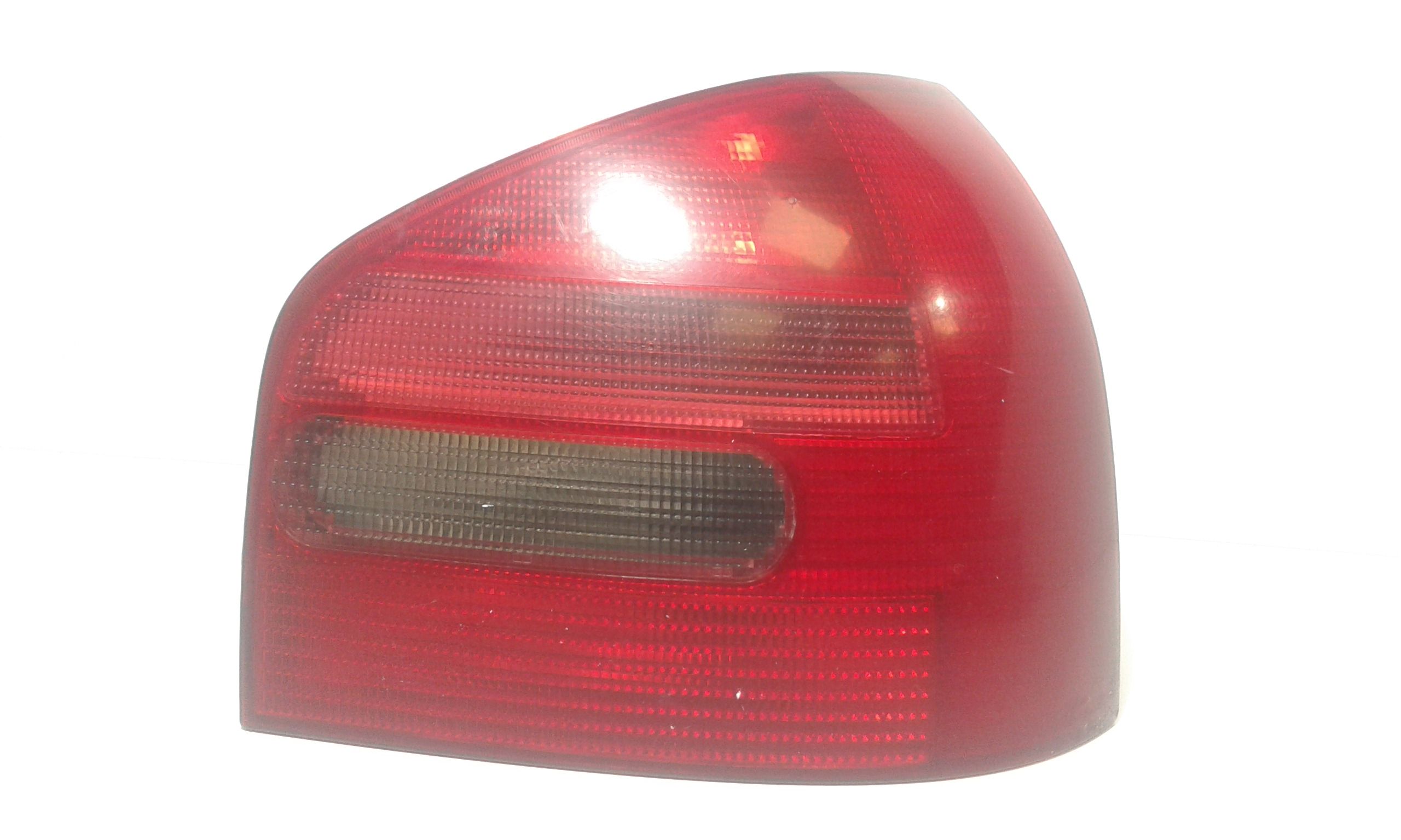 Fanale Post. Destro 8L0945096C Usato